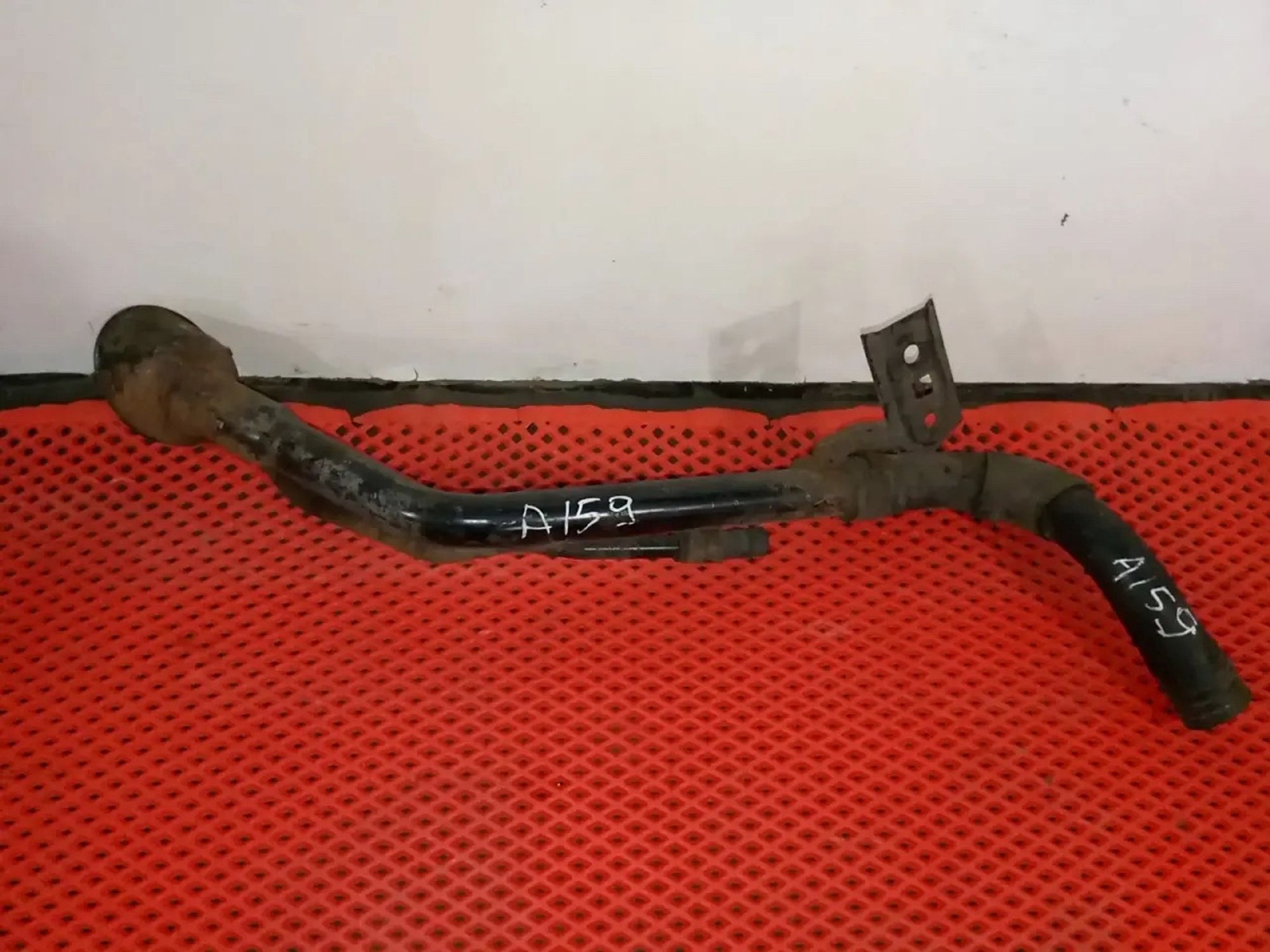 https://ycs.partsauto.market/partsauto-images/thmbs/userImages/a486c87f8955b6e25f9185efee619899/part/30987452-df42-4292-a8b7-a2c494e944b5_1779344225902.jpg
