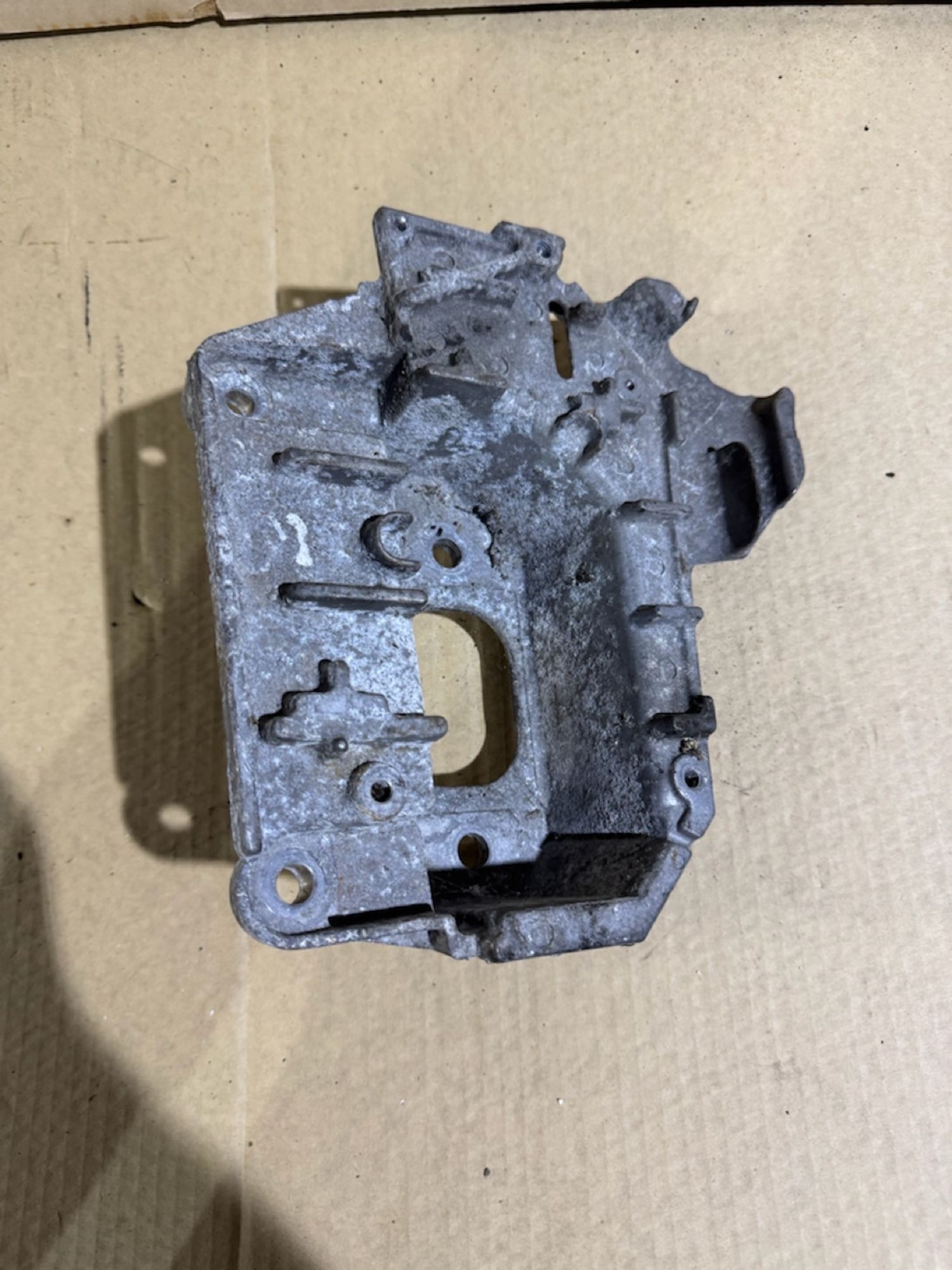 https://ycs.partsauto.market/partsauto-images/thmbs/userImages/a486c87f8955b6e25f9185efee619899/part/30a227cf-7447-4ec4-9f6d-9dca659f3a4e_1786355018641.jpg