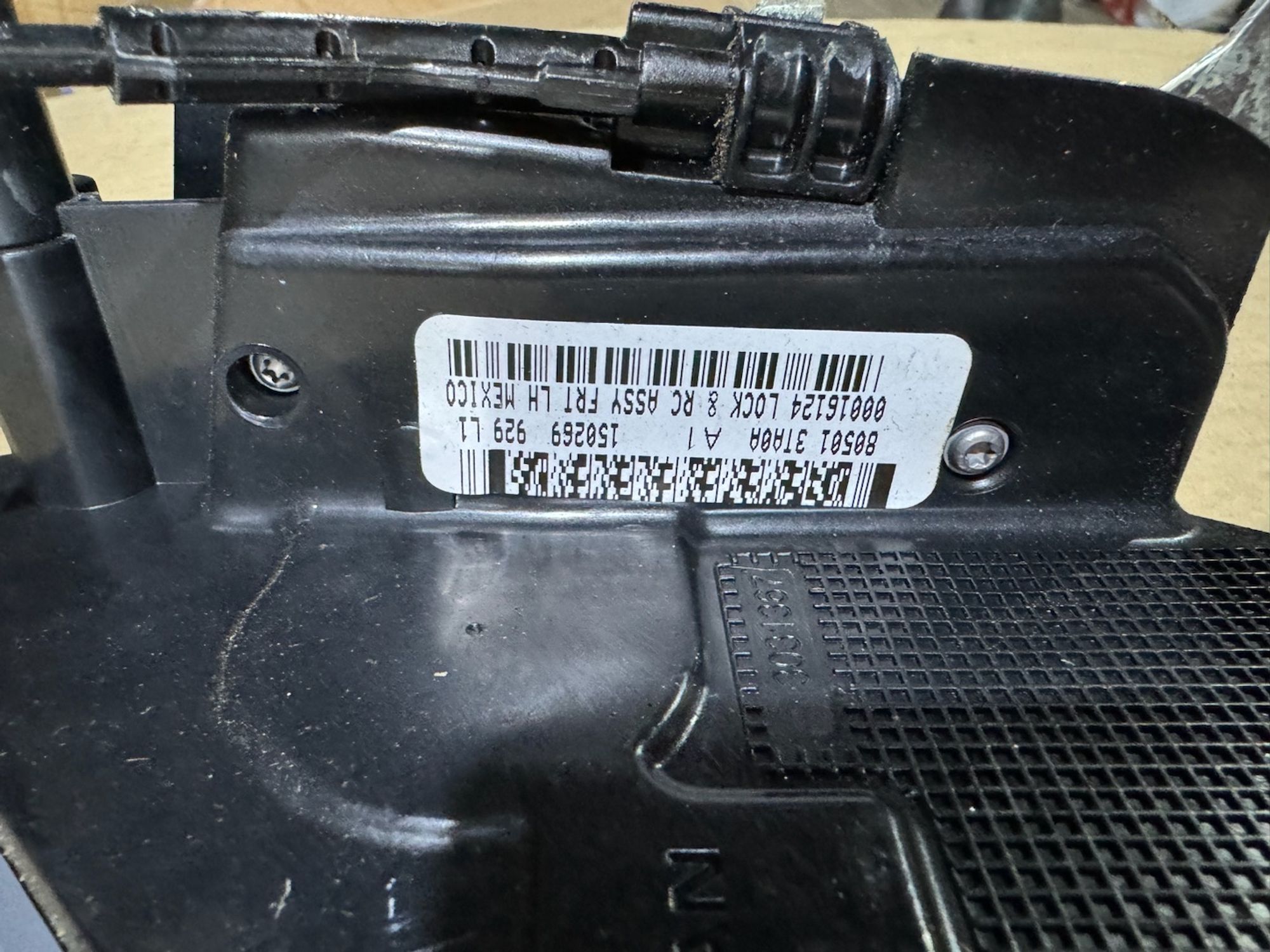 https://ycs.partsauto.market/partsauto-images/thmbs/userImages/a486c87f8955b6e25f9185efee619899/part/326d3615-2e90-4e10-a326-217672f6a973_1775853942725.jpg