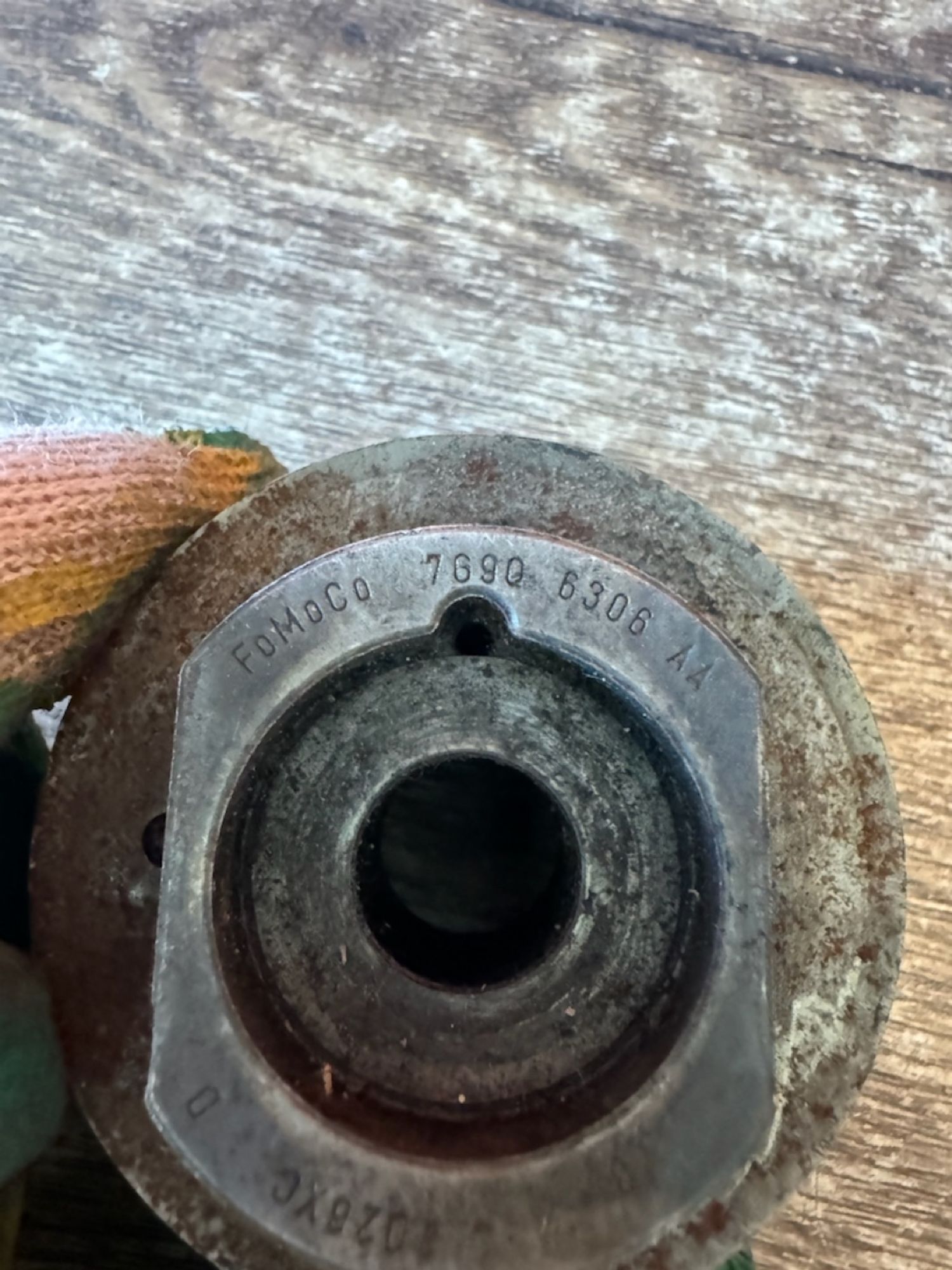 https://ycs.partsauto.market/partsauto-images/thmbs/userImages/a486c87f8955b6e25f9185efee619899/part/32ecda17-009e-4e04-a9f3-e7847a735126_1775854388642.jpg