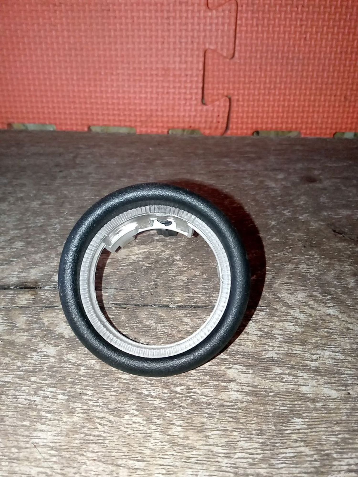 https://ycs.partsauto.market/partsauto-images/thmbs/userImages/a486c87f8955b6e25f9185efee619899/part/3343ebcf-458d-4edf-928f-020e8bd81c96_1775855044946.jpg