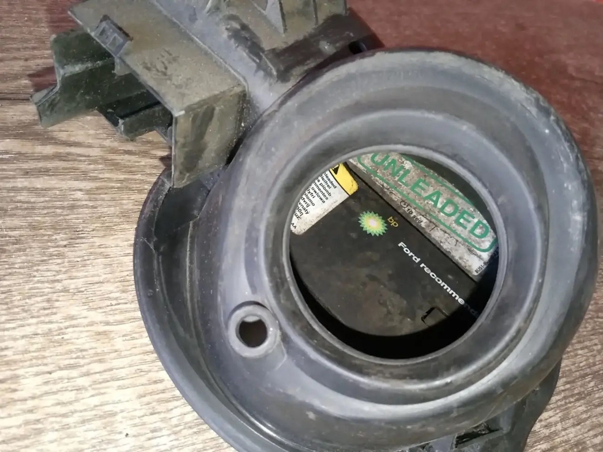 https://ycs.partsauto.market/partsauto-images/thmbs/userImages/a486c87f8955b6e25f9185efee619899/part/33475de7-1241-4bef-afe6-0485caf5a4fb_1779051710548.jpg