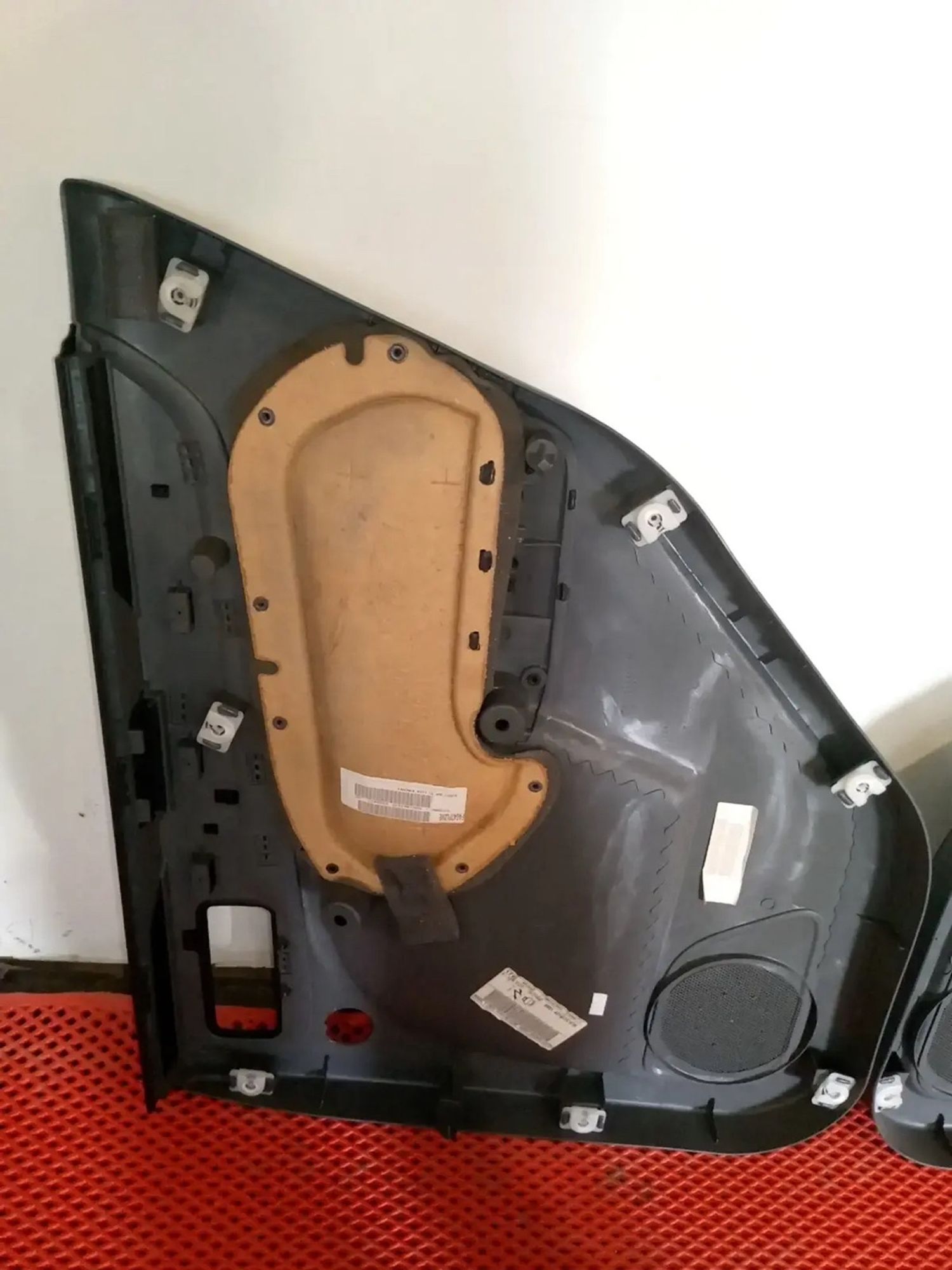 https://ycs.partsauto.market/partsauto-images/thmbs/userImages/a486c87f8955b6e25f9185efee619899/part/34057b9a-c688-4bb0-9672-f70b4eeb23a1_1779793330739.jpg
