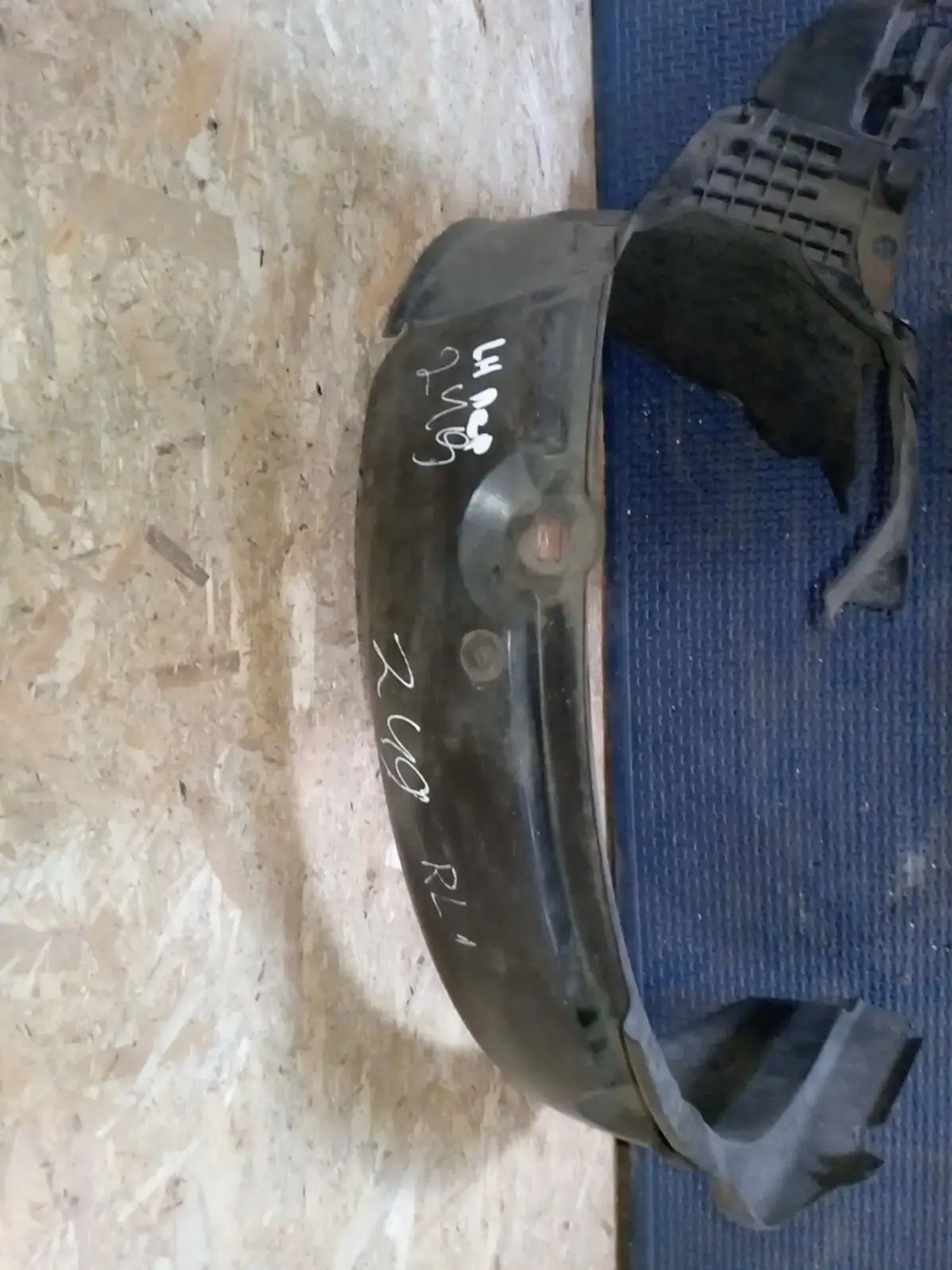 https://ycs.partsauto.market/partsauto-images/thmbs/userImages/a486c87f8955b6e25f9185efee619899/part/37aad4e7-0653-4404-acef-3240857b4153_1787083790713.jpg