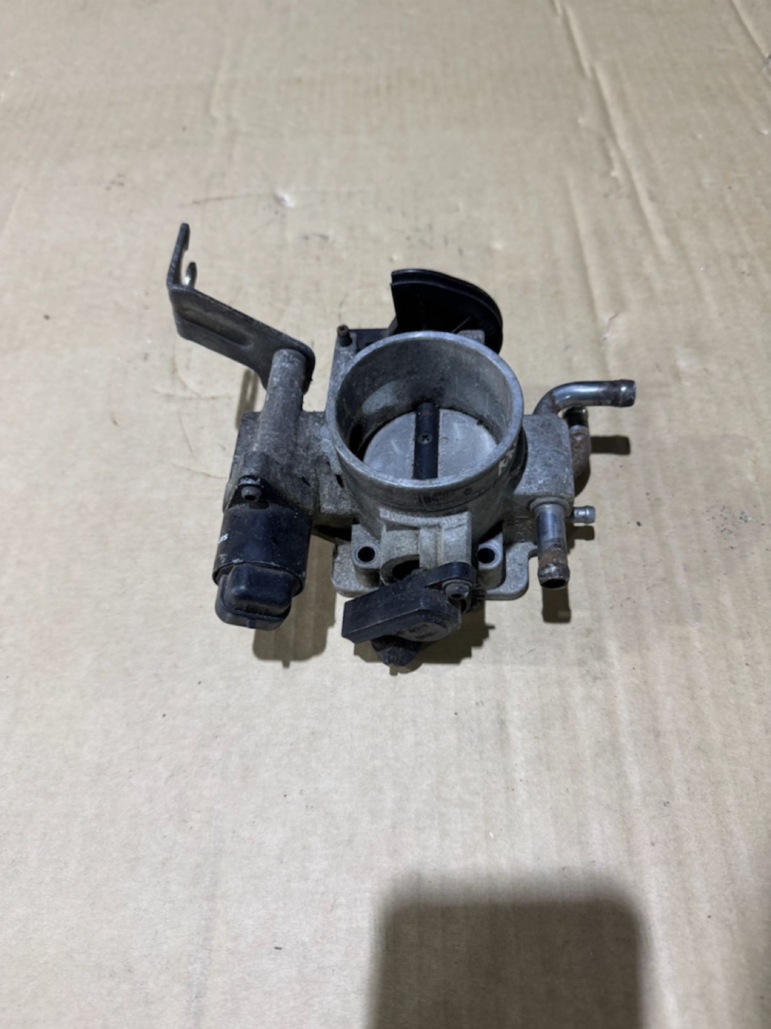 https://ycs.partsauto.market/partsauto-images/thmbs/userImages/a486c87f8955b6e25f9185efee619899/part/39b532e5-078a-4e71-b828-38121ef2ae4b_1783368214411.jpg