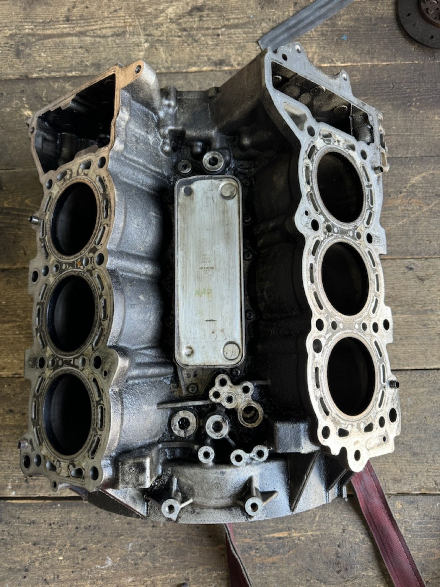 https://ycs.partsauto.market/partsauto-images/thmbs/userImages/a486c87f8955b6e25f9185efee619899/part/3aebd7fd-c2aa-40fd-8df8-091d12d75f41_1775854288264.jpg