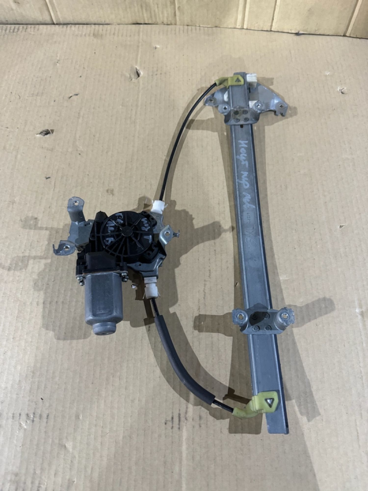 https://ycs.partsauto.market/partsauto-images/thmbs/userImages/a486c87f8955b6e25f9185efee619899/part/3b27f0cb-0bd8-4f38-8e76-a2ba870cb3c7_1779786171399.jpg