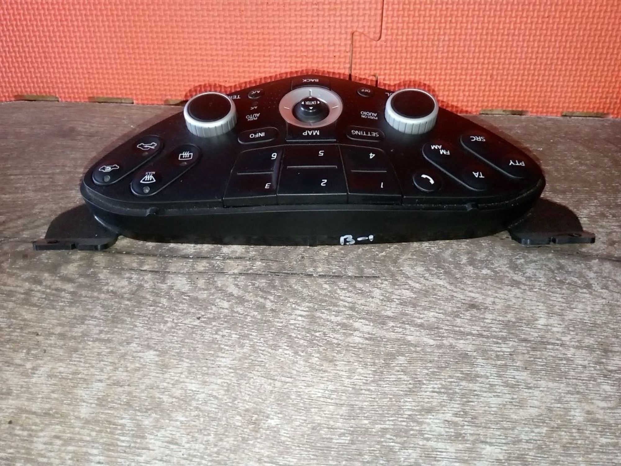 https://ycs.partsauto.market/partsauto-images/thmbs/userImages/a486c87f8955b6e25f9185efee619899/part/3ba3ef9a-4627-4487-a203-7b2bdb7c9494_1775855431247.jpg