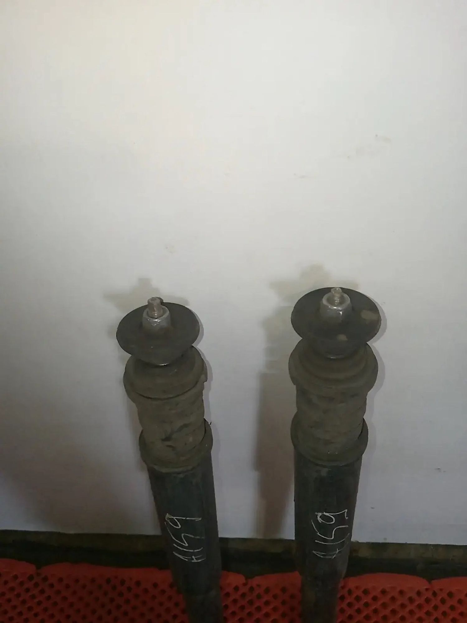 https://ycs.partsauto.market/partsauto-images/thmbs/userImages/a486c87f8955b6e25f9185efee619899/part/3c83790b-1ad1-49fa-b5e8-9136361de8d4_1779793315437.jpg