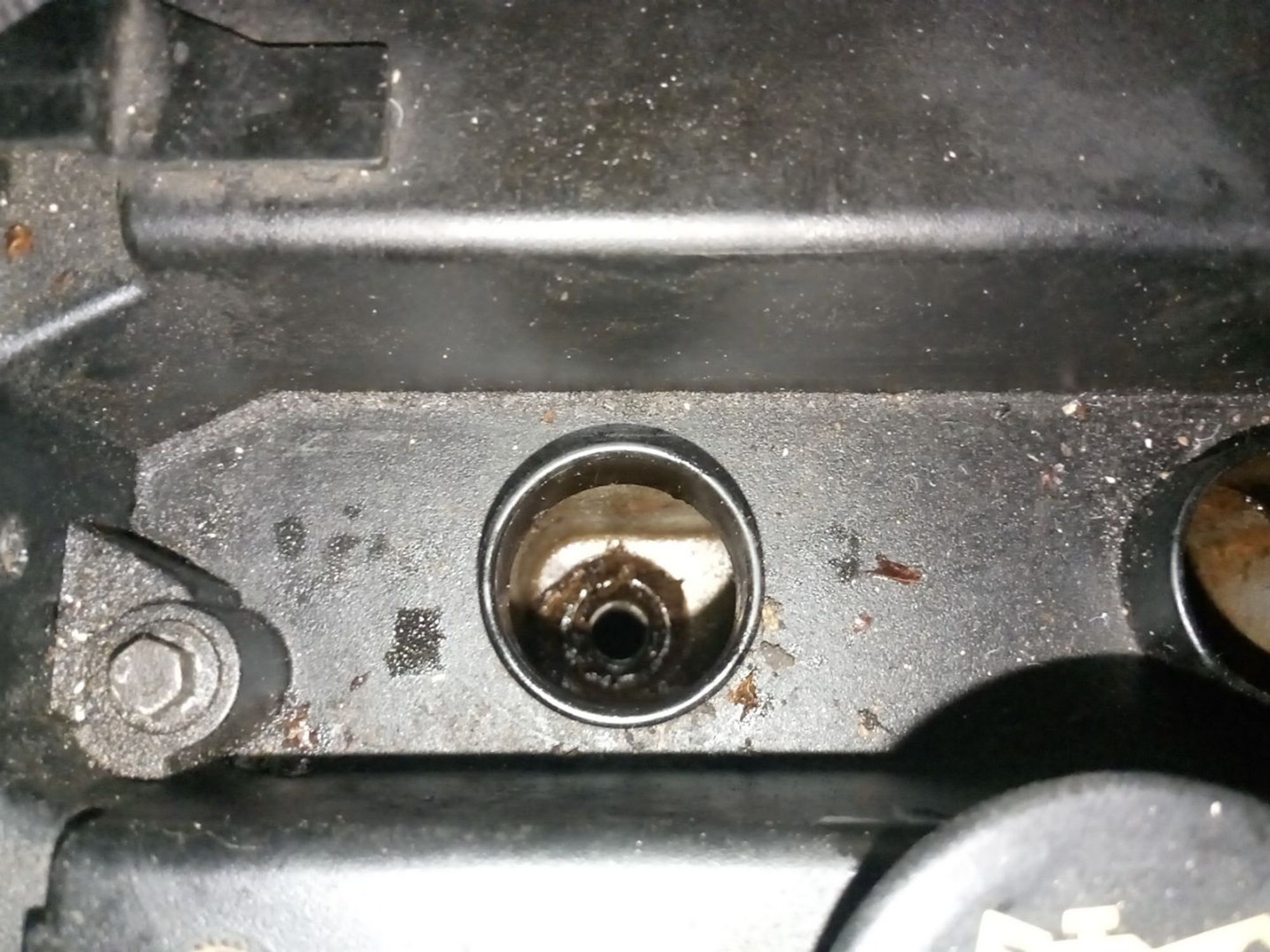 https://ycs.partsauto.market/partsauto-images/thmbs/userImages/a486c87f8955b6e25f9185efee619899/part/3d909591-3657-45c6-a481-a219951ba77f_1782453853490.jpg