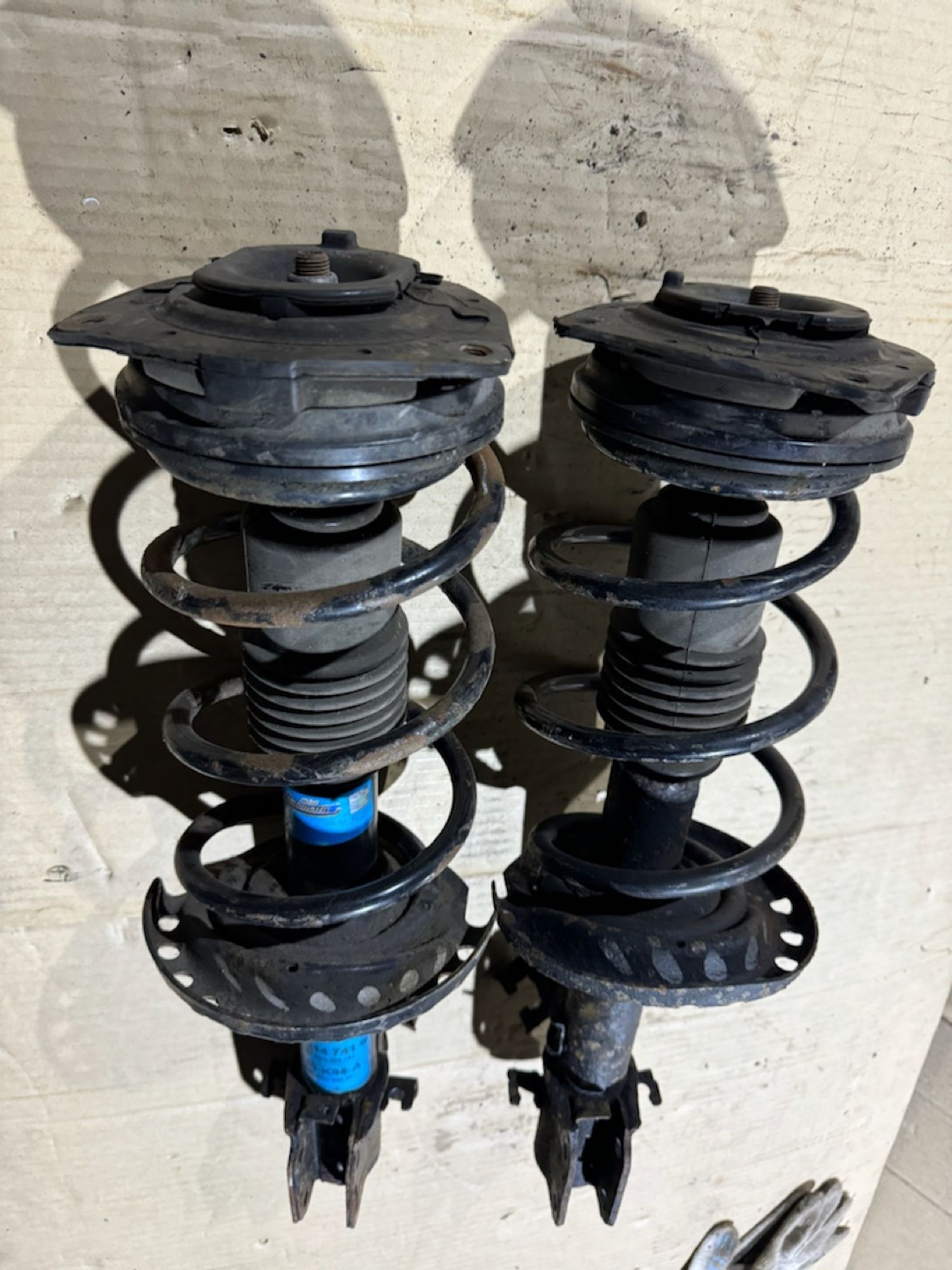 https://ycs.partsauto.market/partsauto-images/thmbs/userImages/a486c87f8955b6e25f9185efee619899/part/3da40ab4-0e55-41cb-9425-b89b0dce6bc3_1775854652499.jpg