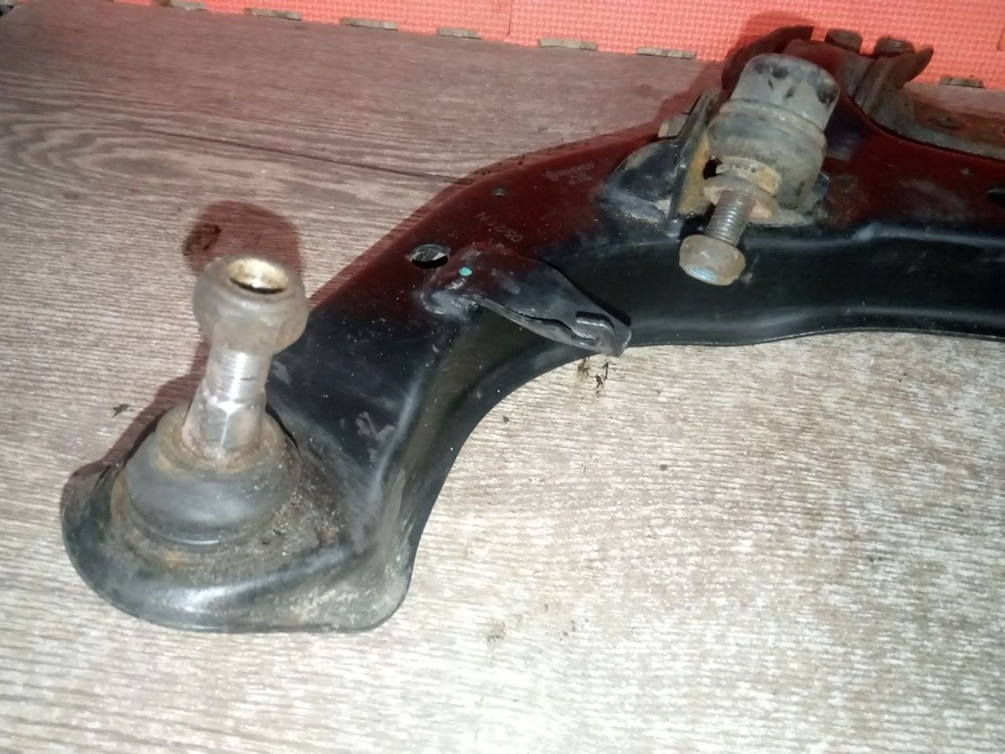 https://ycs.partsauto.market/partsauto-images/thmbs/userImages/a486c87f8955b6e25f9185efee619899/part/3dc73868-f55b-40c5-8baf-d0d8bebb5f07_1775917564906.jpg