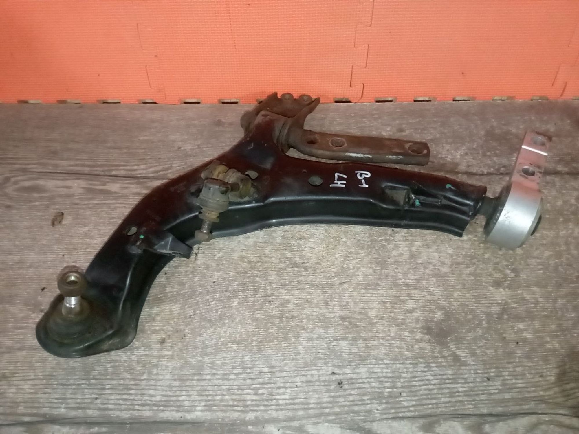 https://ycs.partsauto.market/partsauto-images/thmbs/userImages/a486c87f8955b6e25f9185efee619899/part/3ecde936-65ec-4dd4-9d04-a0dc2187d86c_1775917563479.jpg
