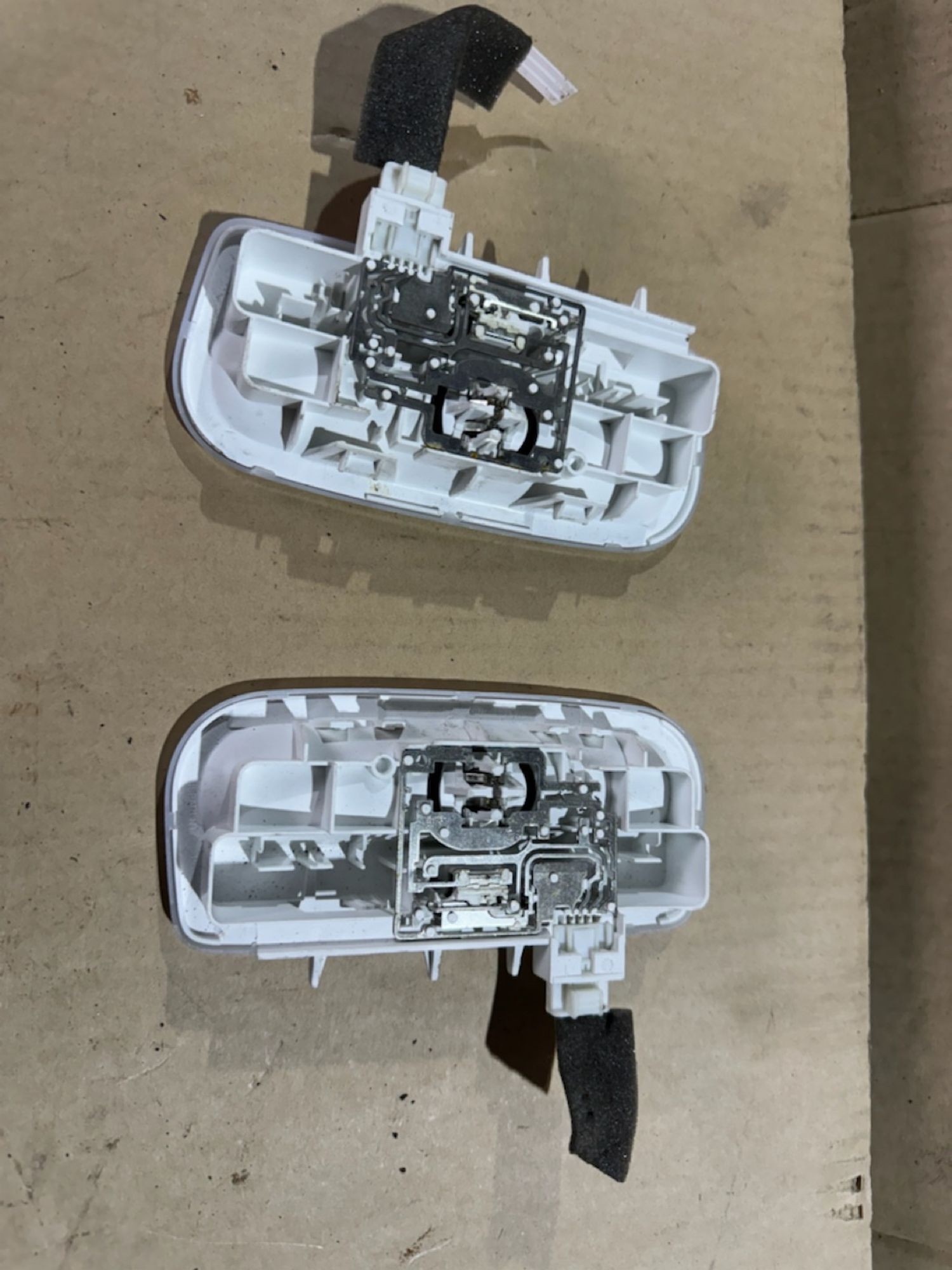 https://ycs.partsauto.market/partsauto-images/thmbs/userImages/a486c87f8955b6e25f9185efee619899/part/3fc4c140-fc81-4772-8a11-cac8c4f17fc8_1776852137261.jpg