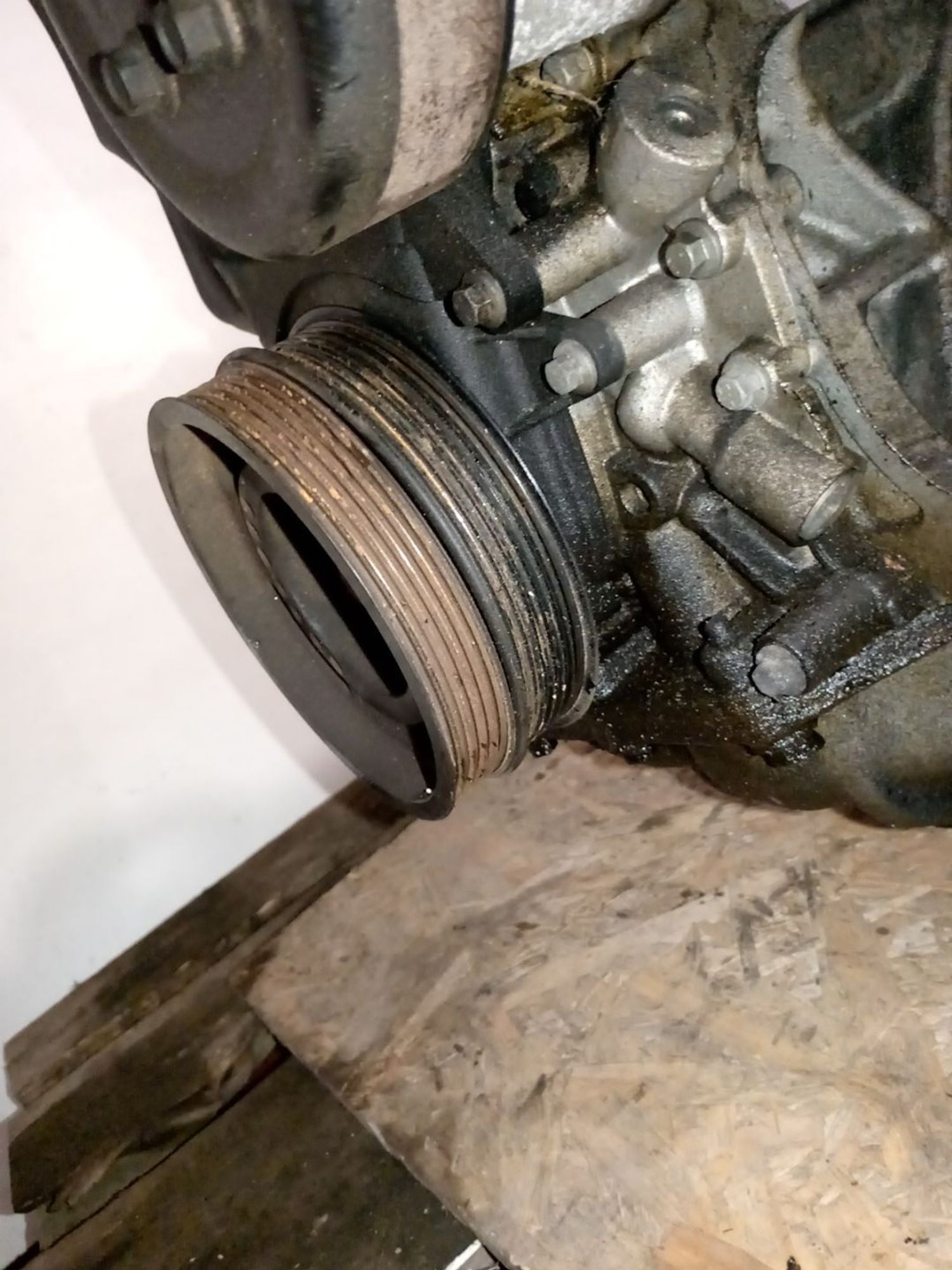 https://ycs.partsauto.market/partsauto-images/thmbs/userImages/a486c87f8955b6e25f9185efee619899/part/4164e0ba-c735-4ef9-b677-1c3805adac2b_1782453976393.jpg