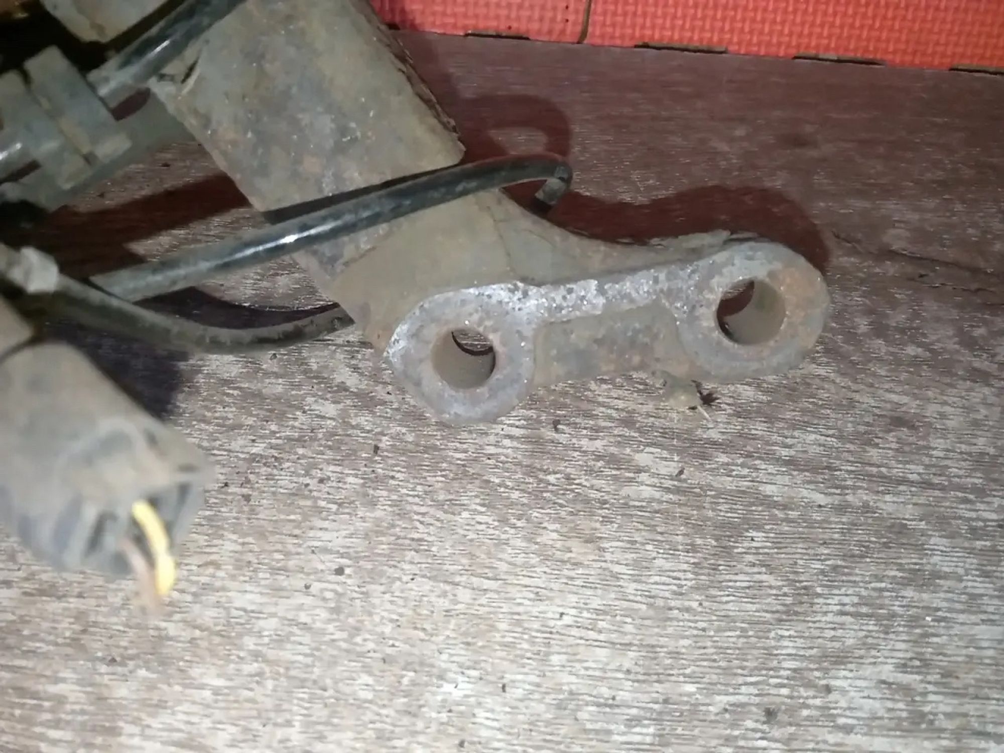 https://ycs.partsauto.market/partsauto-images/thmbs/userImages/a486c87f8955b6e25f9185efee619899/part/41699084-696d-4840-875f-1ac463aaa8ba_1775854620868.jpg
