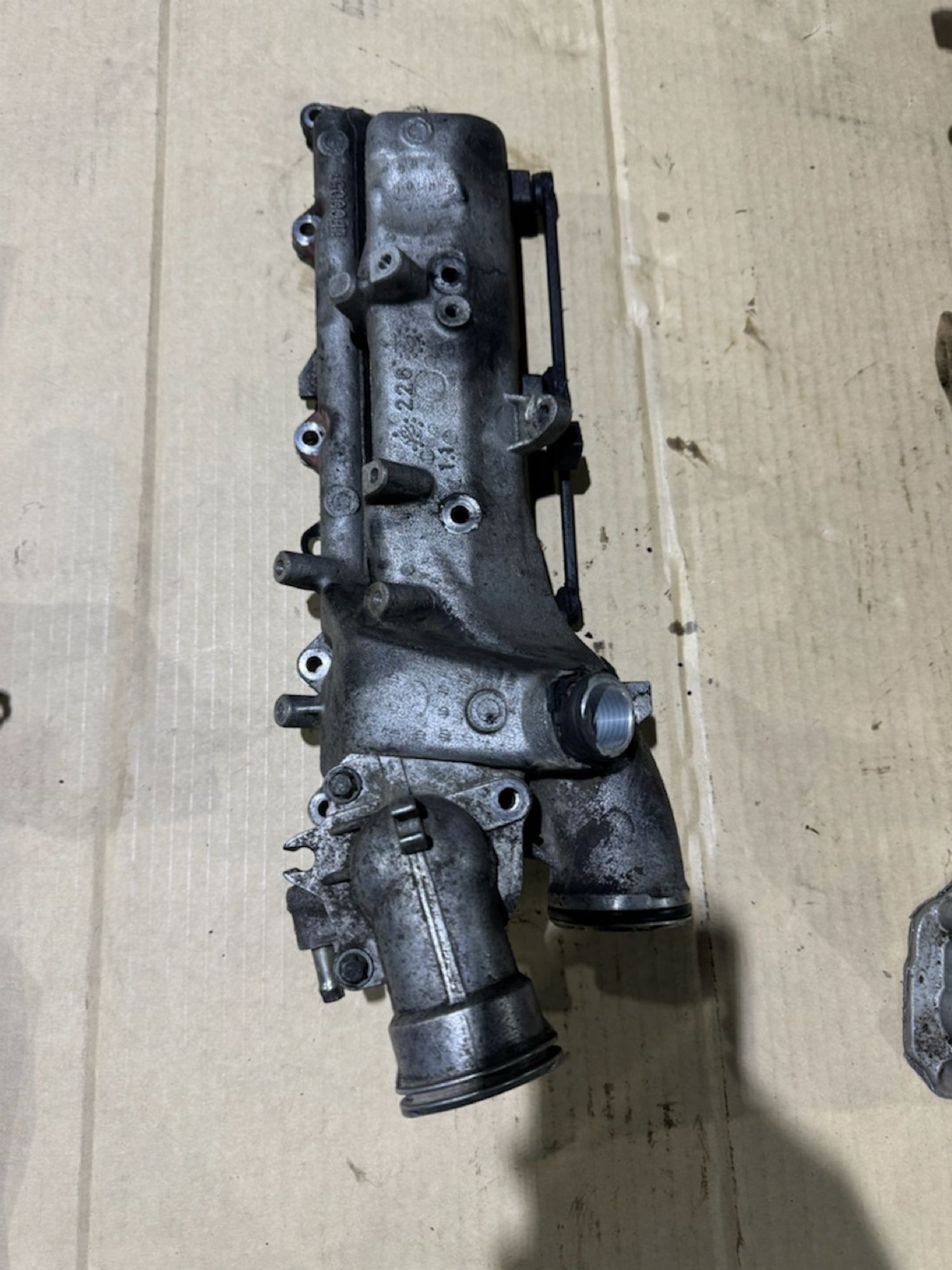 https://ycs.partsauto.market/partsauto-images/thmbs/userImages/a486c87f8955b6e25f9185efee619899/part/41a92859-2b10-461e-99cd-cd46bd86247b_1775853972276.jpg