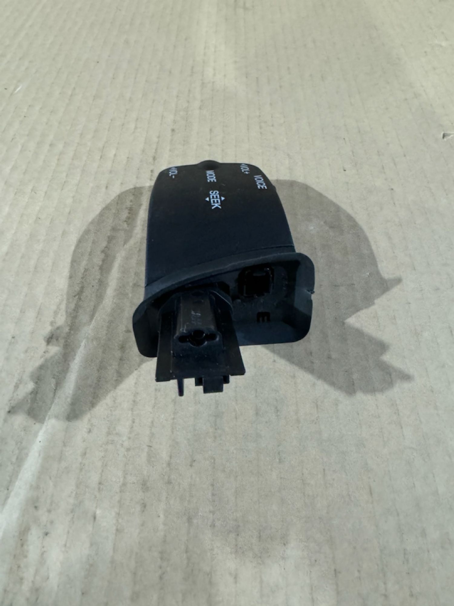 https://ycs.partsauto.market/partsauto-images/thmbs/userImages/a486c87f8955b6e25f9185efee619899/part/42019961-2b0d-4f6f-971e-e4ae4ce9e6c7_1779051718478.jpg