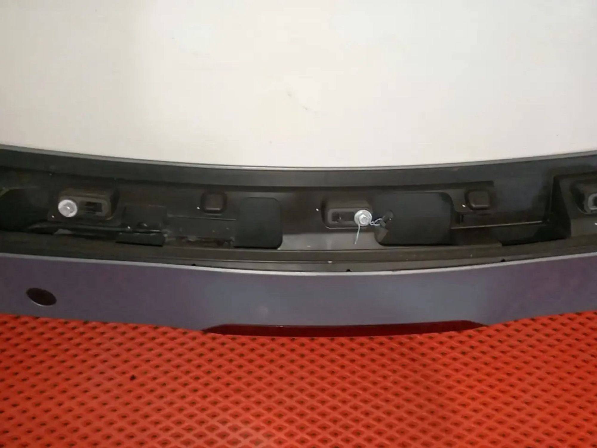 https://ycs.partsauto.market/partsauto-images/thmbs/userImages/a486c87f8955b6e25f9185efee619899/part/42af97df-2f9f-43b7-bc12-7b44dced9388_1778604012671.jpg