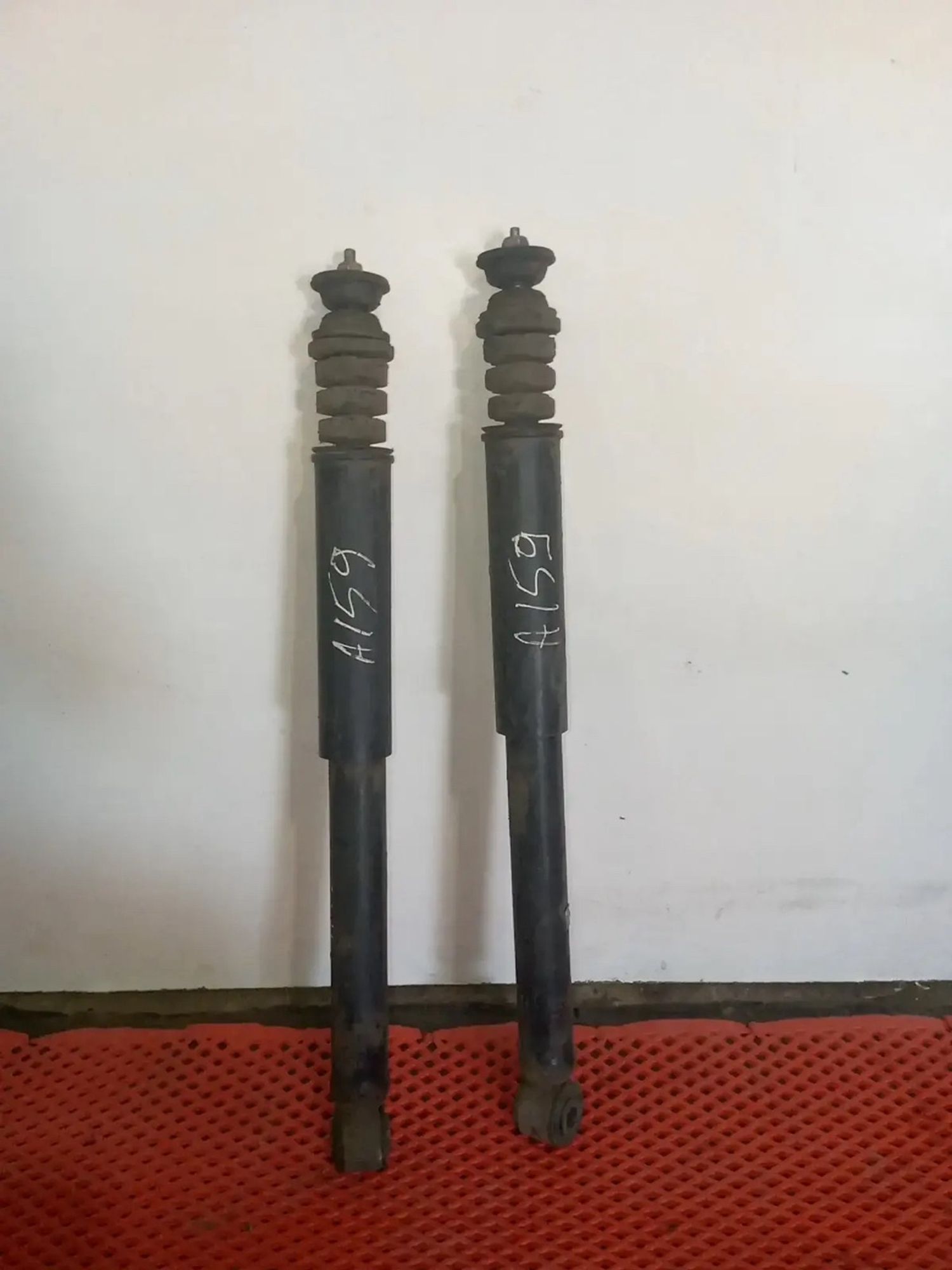 https://ycs.partsauto.market/partsauto-images/thmbs/userImages/a486c87f8955b6e25f9185efee619899/part/4539e669-4d71-4214-9172-0f8fd6f374bc_1779793314537.jpg