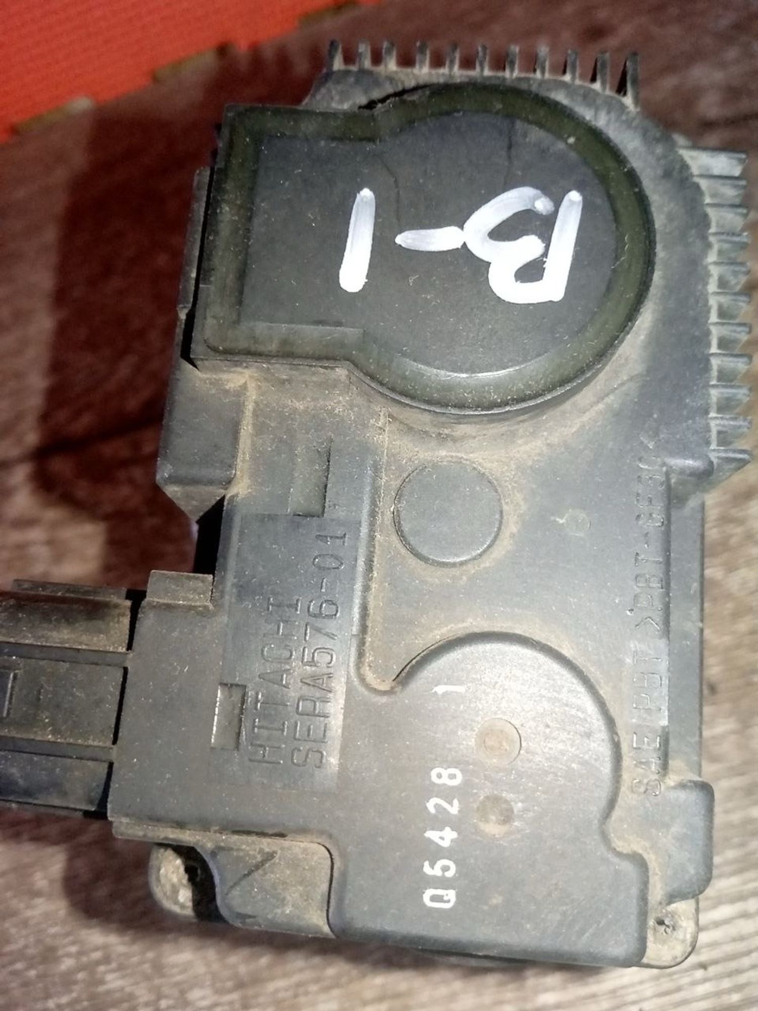 https://ycs.partsauto.market/partsauto-images/thmbs/userImages/a486c87f8955b6e25f9185efee619899/part/47031826-37b4-4f51-a58a-4ee96bb4e6af_1775855056331.jpg