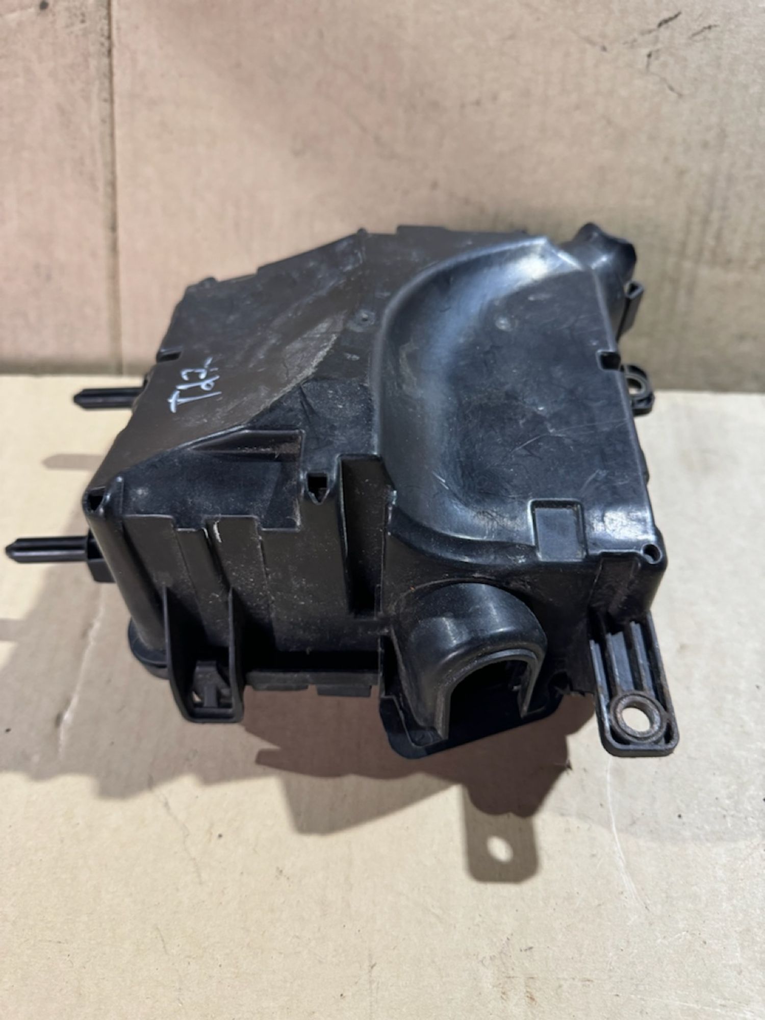 https://ycs.partsauto.market/partsauto-images/thmbs/userImages/a486c87f8955b6e25f9185efee619899/part/472120b1-e55f-483b-abc4-a73af5d7750b_1778190025832.jpg