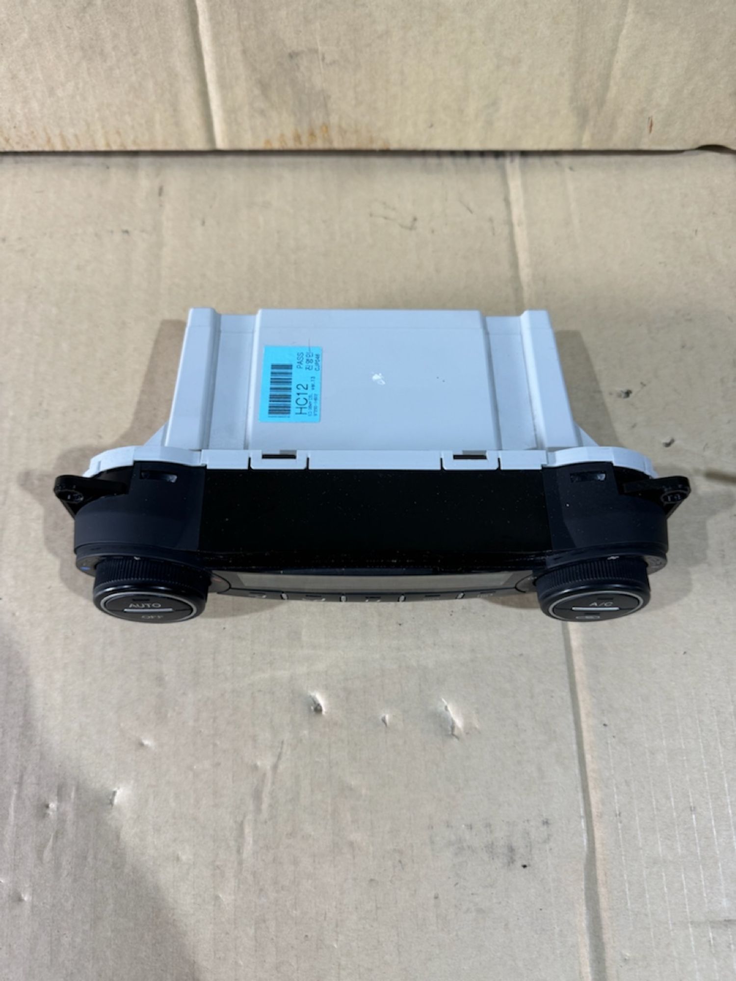 https://ycs.partsauto.market/partsauto-images/thmbs/userImages/a486c87f8955b6e25f9185efee619899/part/473978b0-7ed5-4de9-98f4-d5485f020108_1780044105998.jpg