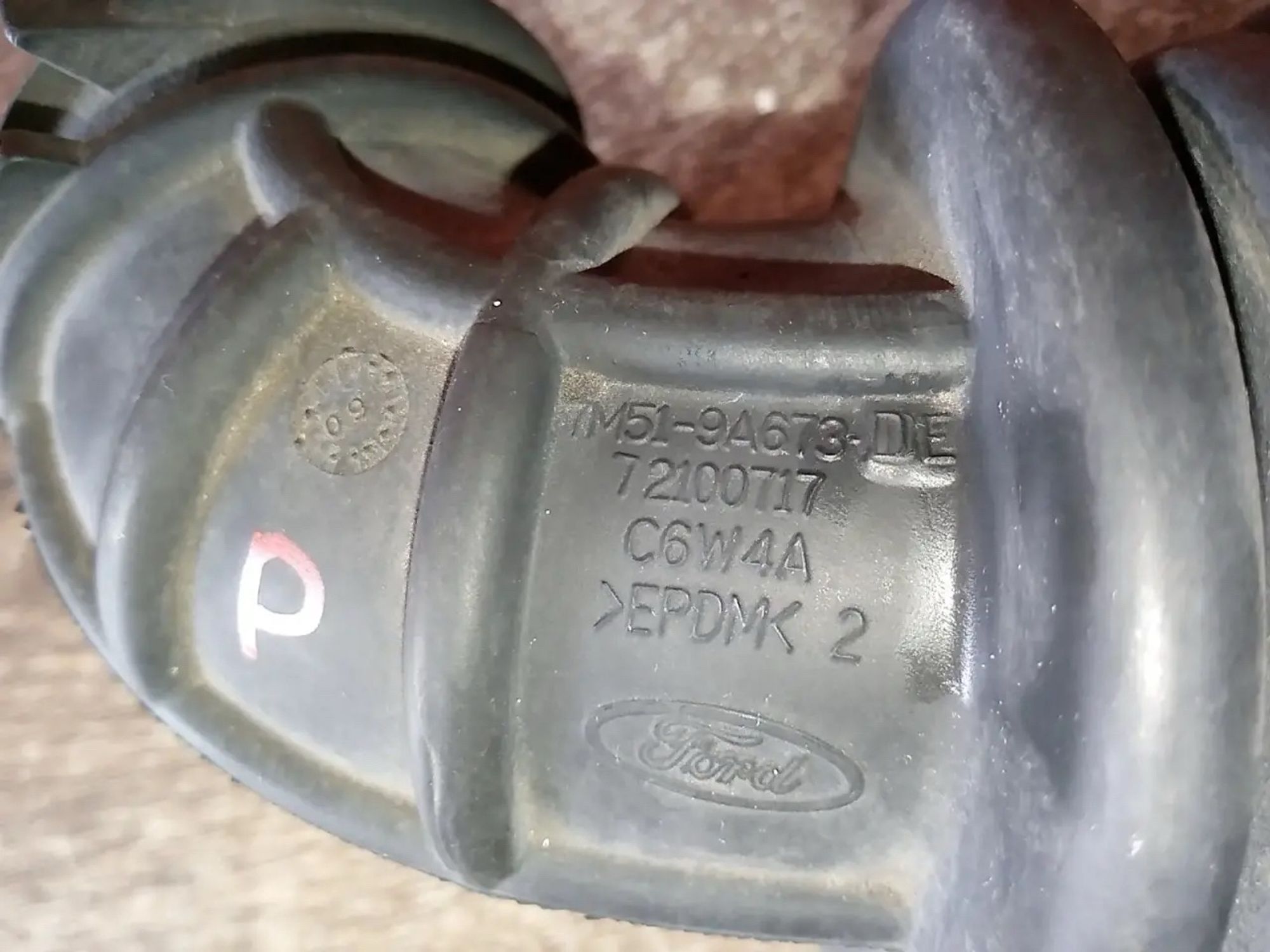 https://ycs.partsauto.market/partsauto-images/thmbs/userImages/a486c87f8955b6e25f9185efee619899/part/47c33fbd-a0a9-4076-8fc0-99e5b37d14ca_1784132924039.jpg
