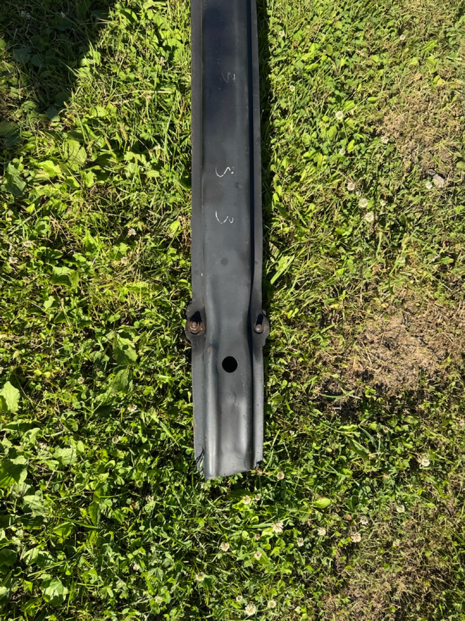 https://ycs.partsauto.market/partsauto-images/thmbs/userImages/a486c87f8955b6e25f9185efee619899/part/48986d46-ffc0-4137-b7d8-0a1a9a263644_1782845797922.jpg