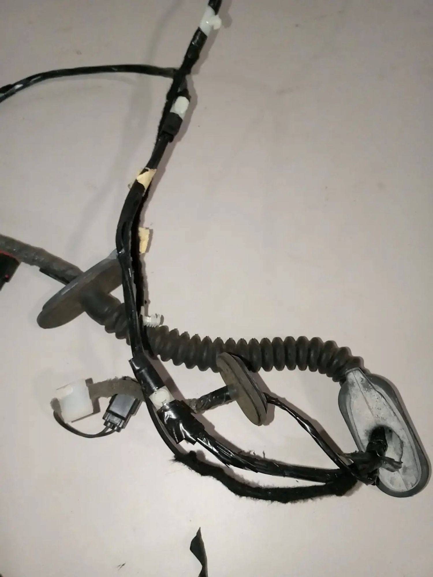 https://ycs.partsauto.market/partsauto-images/thmbs/userImages/a486c87f8955b6e25f9185efee619899/part/49c3b8eb-8d8b-42db-9c85-8423287003b6_1778603641402.jpg
