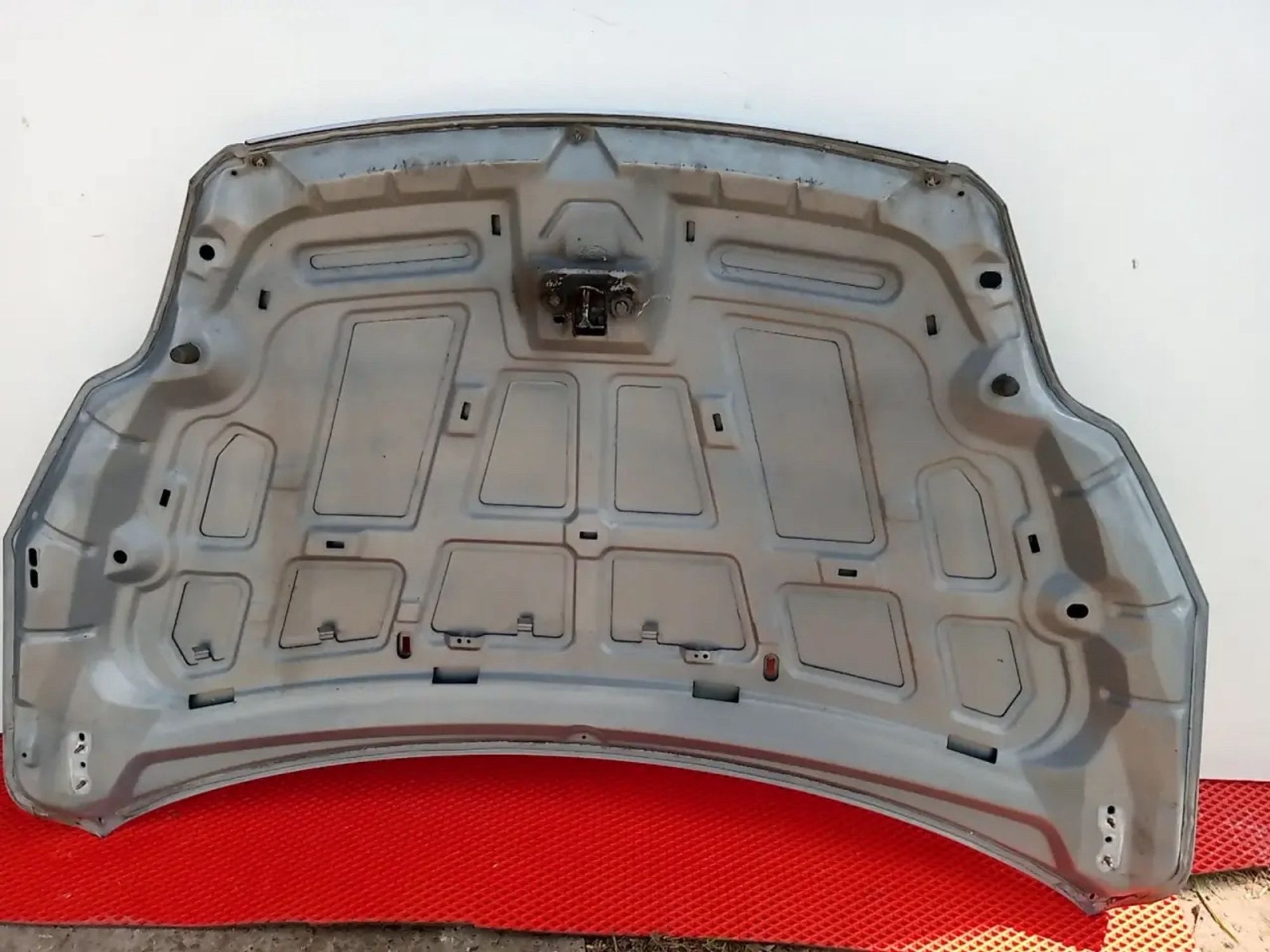 https://ycs.partsauto.market/partsauto-images/thmbs/userImages/a486c87f8955b6e25f9185efee619899/part/4ac97a96-c258-4cdf-9aca-4b7436bd426d_1778190162053.jpg