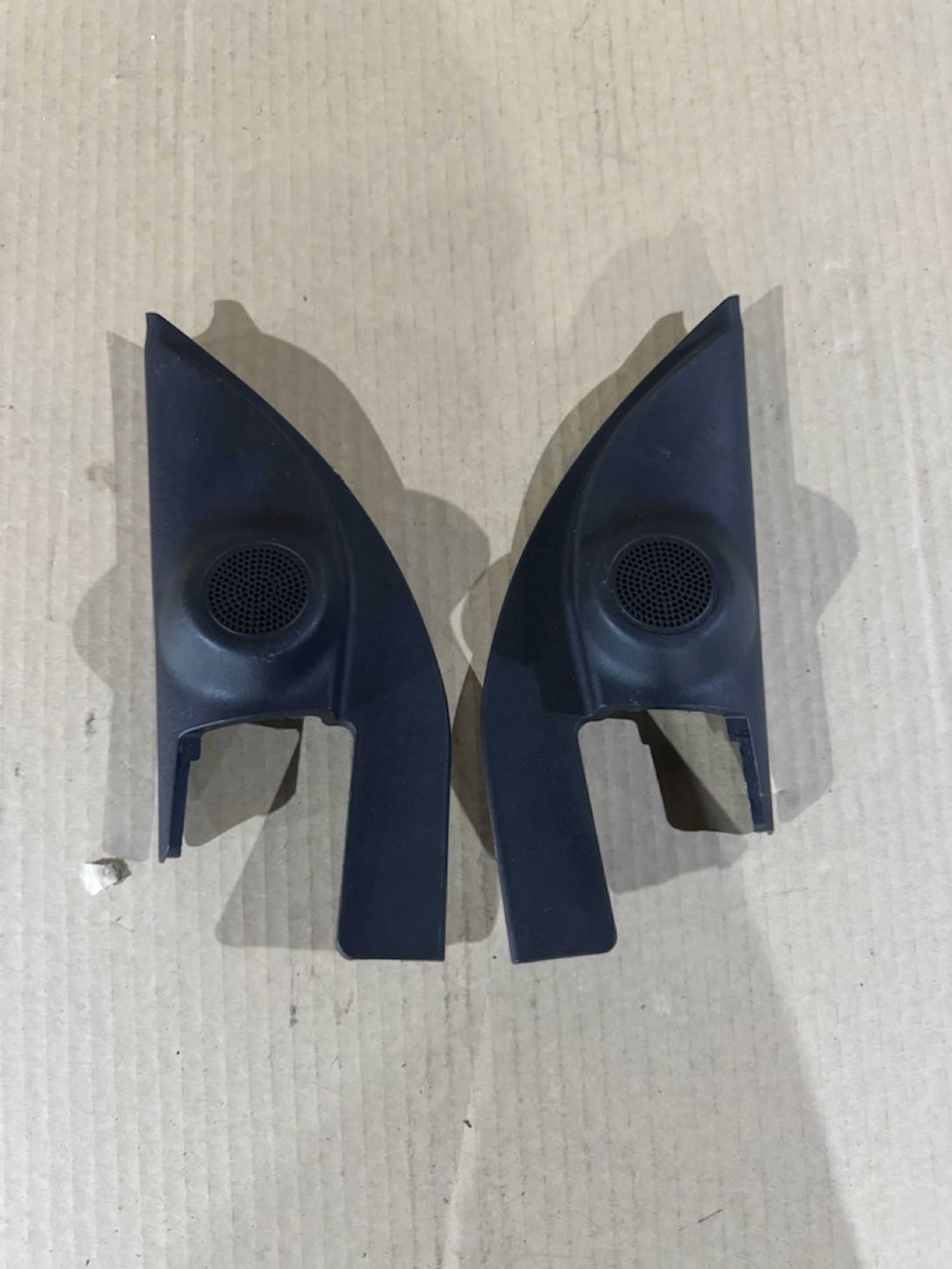 https://ycs.partsauto.market/partsauto-images/thmbs/userImages/a486c87f8955b6e25f9185efee619899/part/4b7b29bb-9968-4b66-a998-cb2efd14e1df_1779786480429.jpg