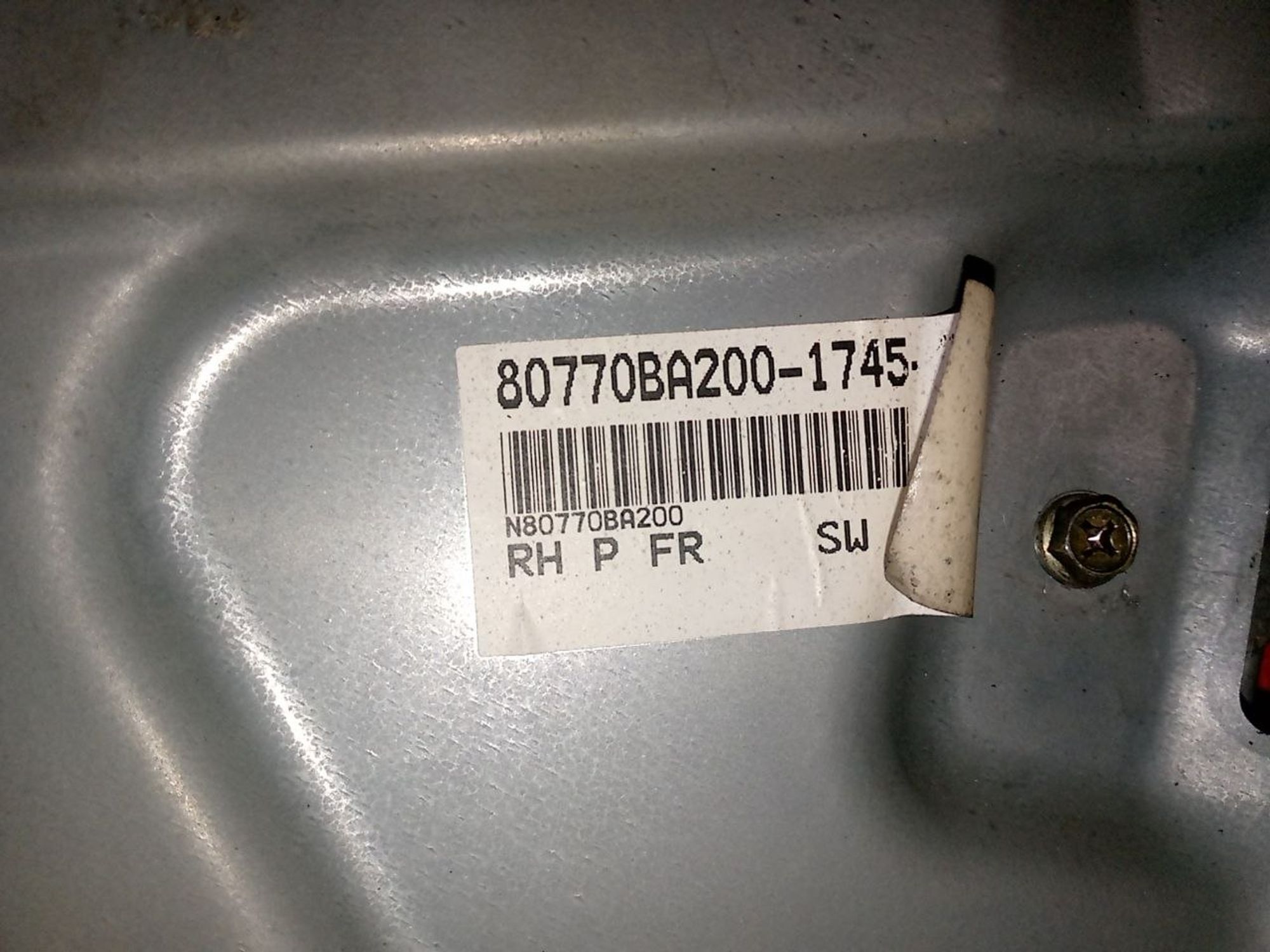 https://ycs.partsauto.market/partsauto-images/thmbs/userImages/a486c87f8955b6e25f9185efee619899/part/4c6eee42-6736-462d-95eb-a57ea80d669a_1775856417691.jpg