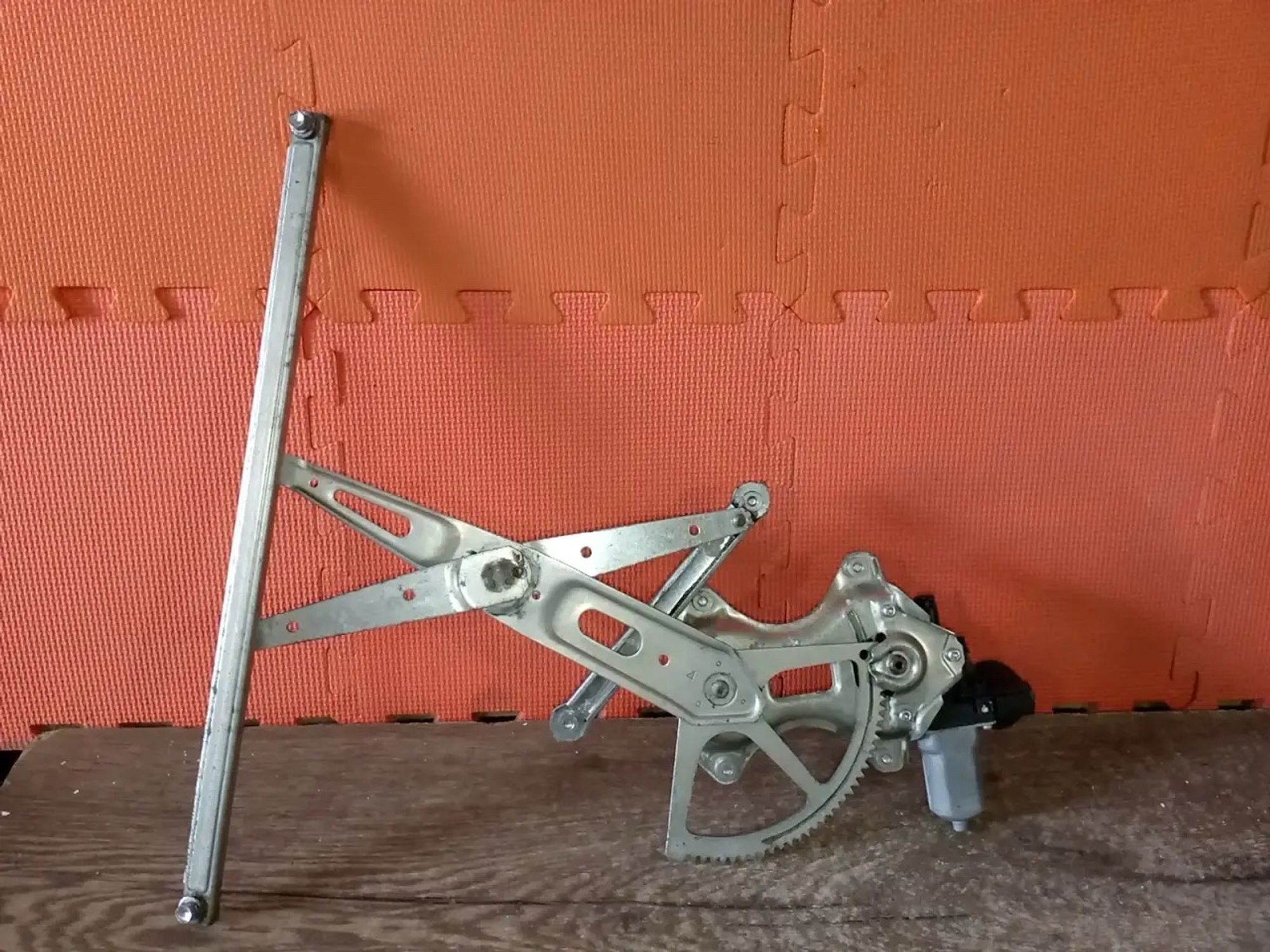 https://ycs.partsauto.market/partsauto-images/thmbs/userImages/a486c87f8955b6e25f9185efee619899/part/4c7a24fd-2522-4ce5-a24c-d8008d78aeed_1784967202818.jpg