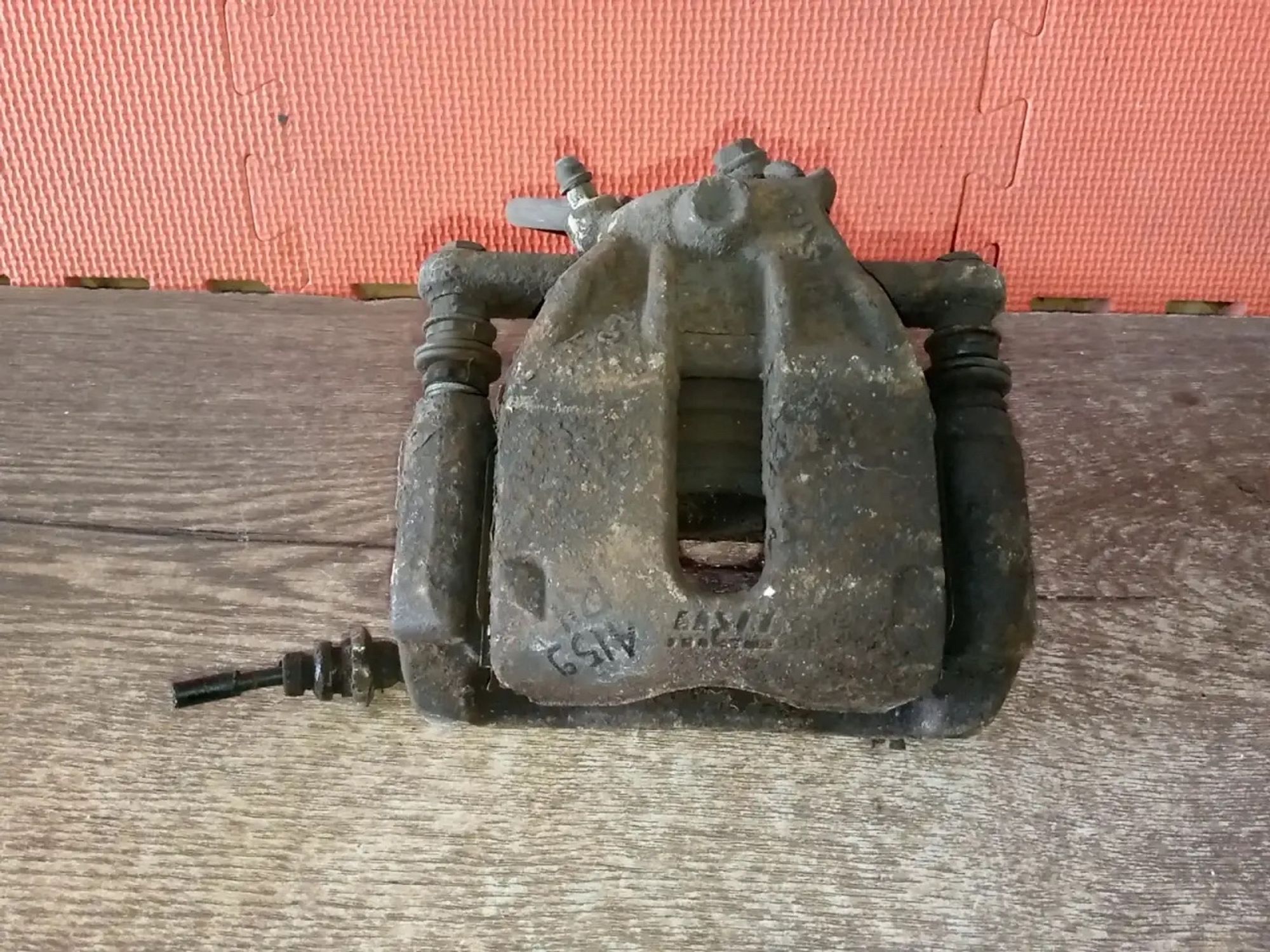 https://ycs.partsauto.market/partsauto-images/thmbs/userImages/a486c87f8955b6e25f9185efee619899/part/4d6a6f9d-895b-43f7-a0a9-162307dc32ed_1780043771200.jpg