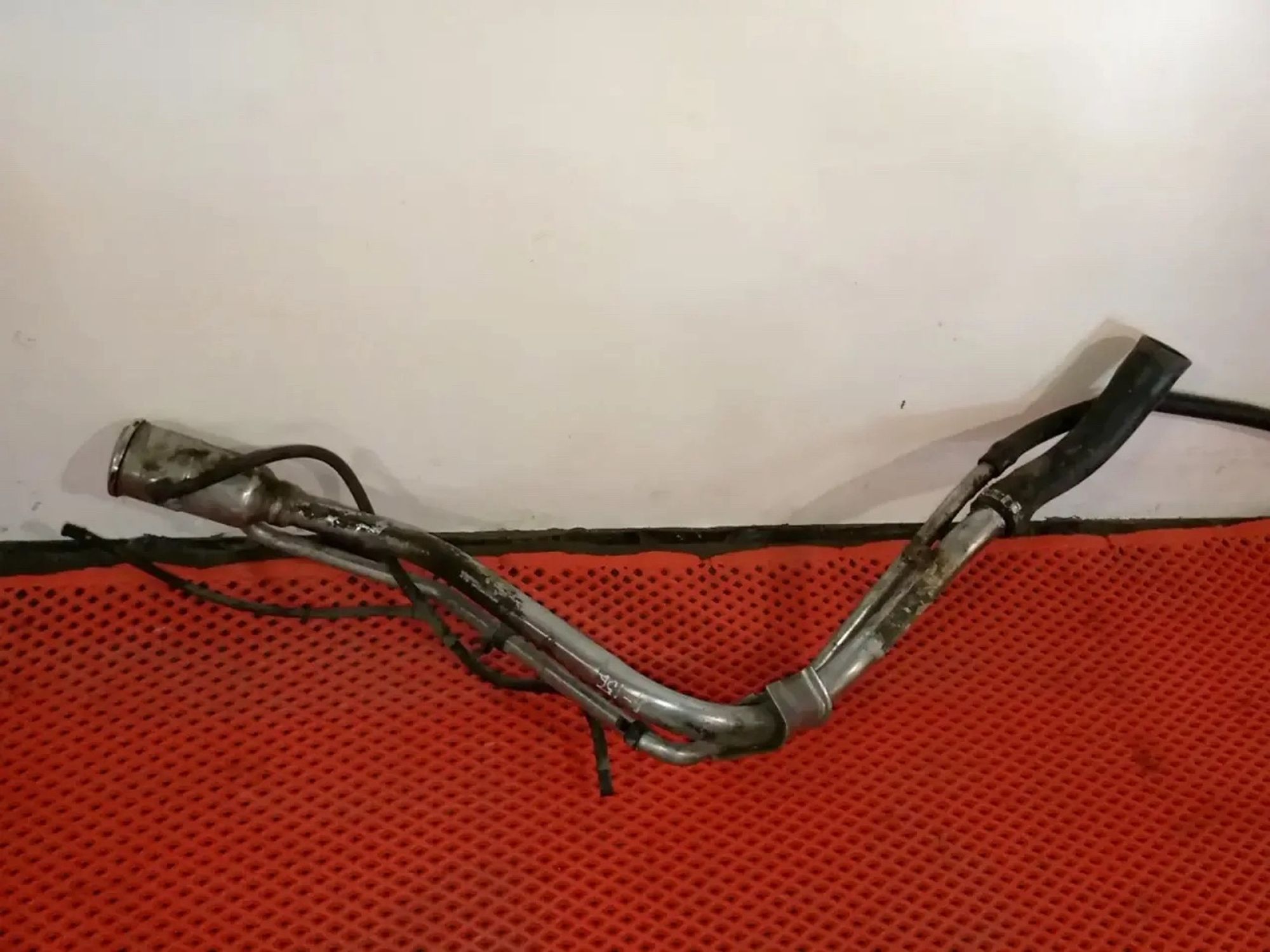 https://ycs.partsauto.market/partsauto-images/thmbs/userImages/a486c87f8955b6e25f9185efee619899/part/4e4beeda-d0db-4fc4-a3b5-2ac847977ab1_1779344252791.jpg