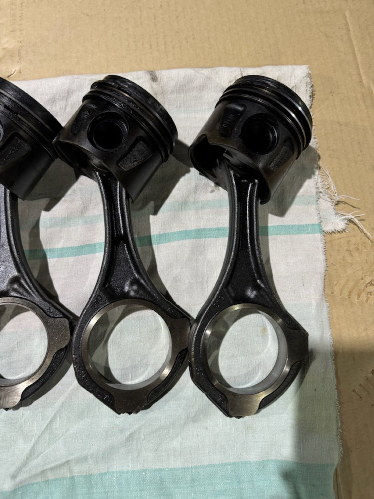 https://ycs.partsauto.market/partsauto-images/thmbs/userImages/a486c87f8955b6e25f9185efee619899/part/4eda15d7-38a4-4544-bcff-f826b1883c43_1775853993474.jpg