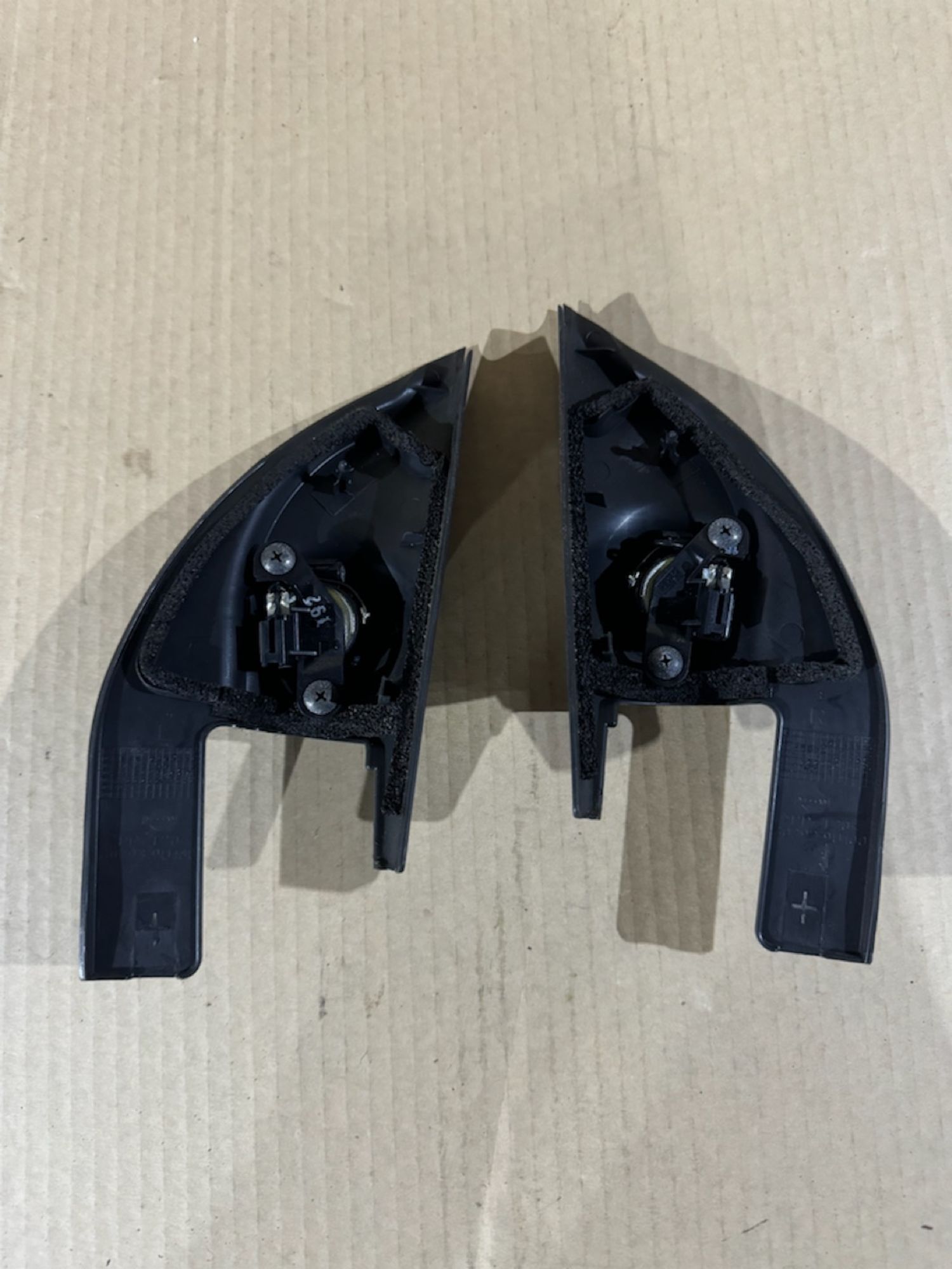 https://ycs.partsauto.market/partsauto-images/thmbs/userImages/a486c87f8955b6e25f9185efee619899/part/50288ada-8f40-4926-bd6f-d772d3a02c9b_1779786485188.jpg