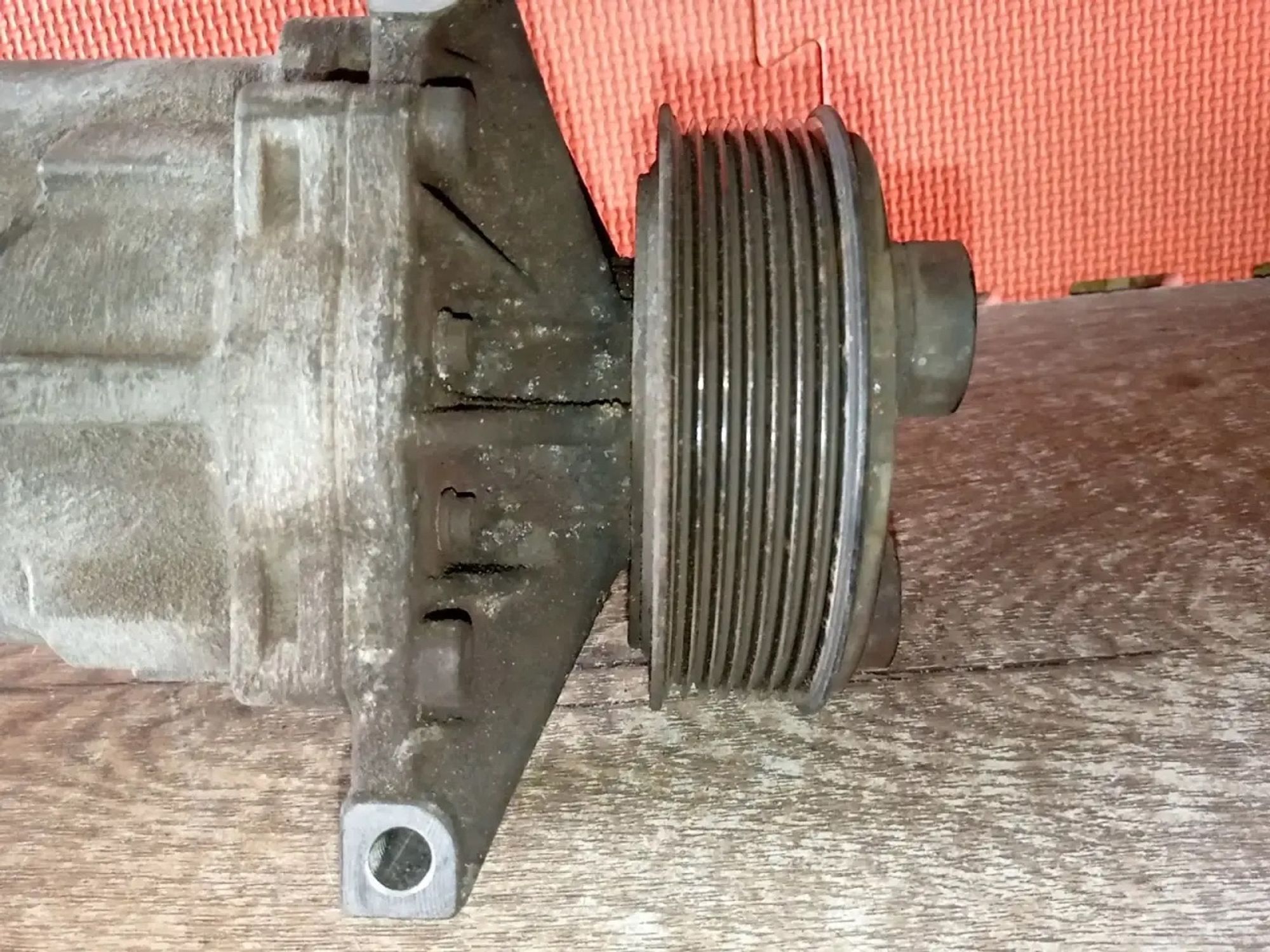 https://ycs.partsauto.market/partsauto-images/thmbs/userImages/a486c87f8955b6e25f9185efee619899/part/5029e5c8-7979-462c-bf44-9b5aea500c6e_1779344401947.jpg