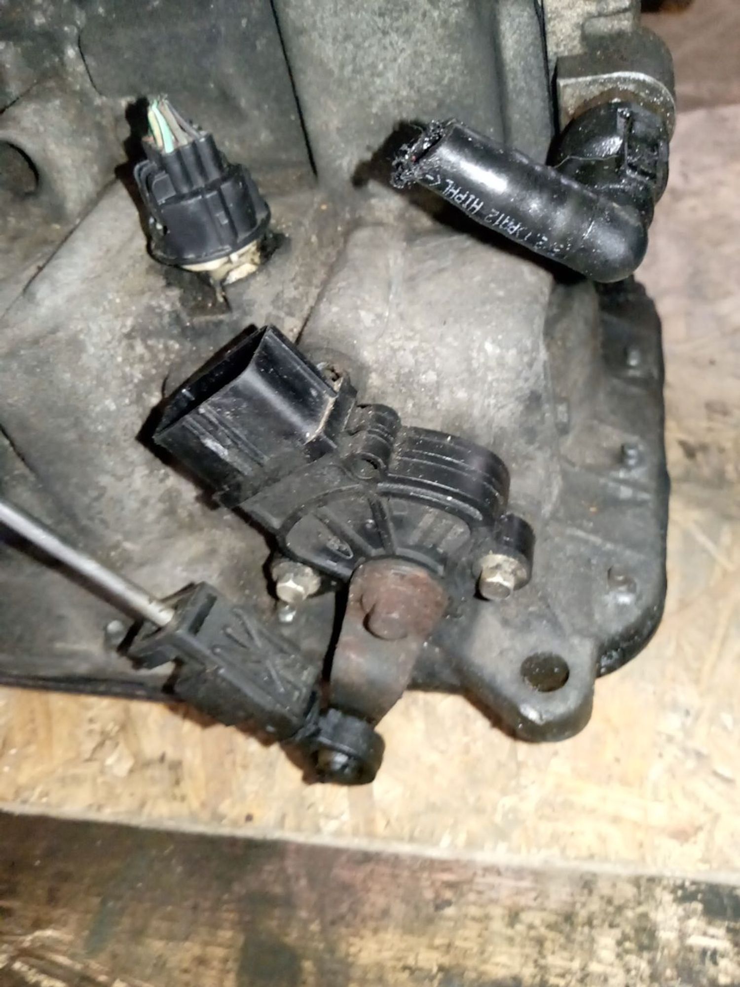 https://ycs.partsauto.market/partsauto-images/thmbs/userImages/a486c87f8955b6e25f9185efee619899/part/507c4309-6e8d-43fe-be8e-7eba4acc3ad8_1782454860271.jpg