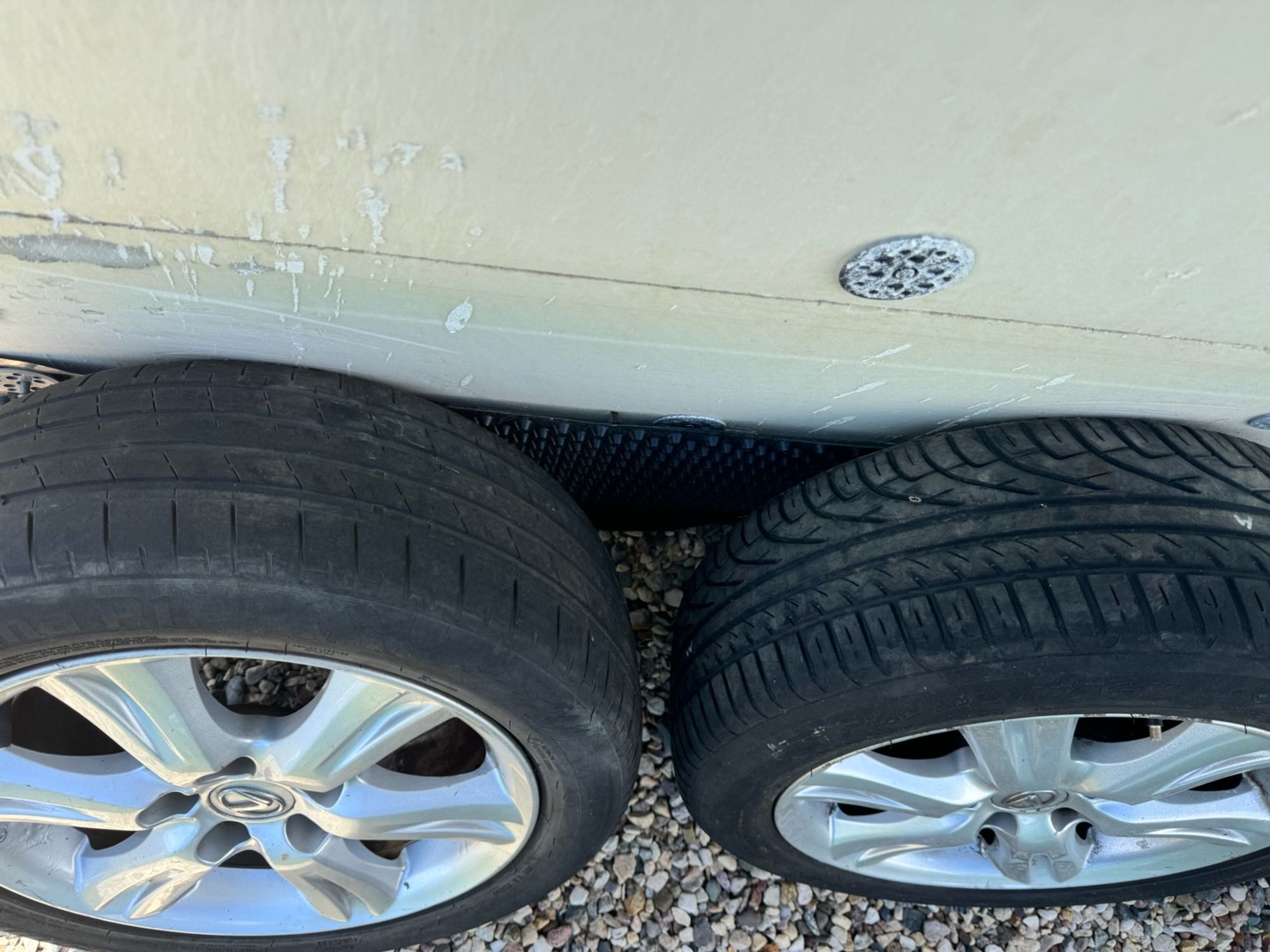 https://ycs.partsauto.market/partsauto-images/thmbs/userImages/a486c87f8955b6e25f9185efee619899/part/5080157a-ac7b-4c5c-8763-9e7d8fc5b6df_1779793357018.jpg