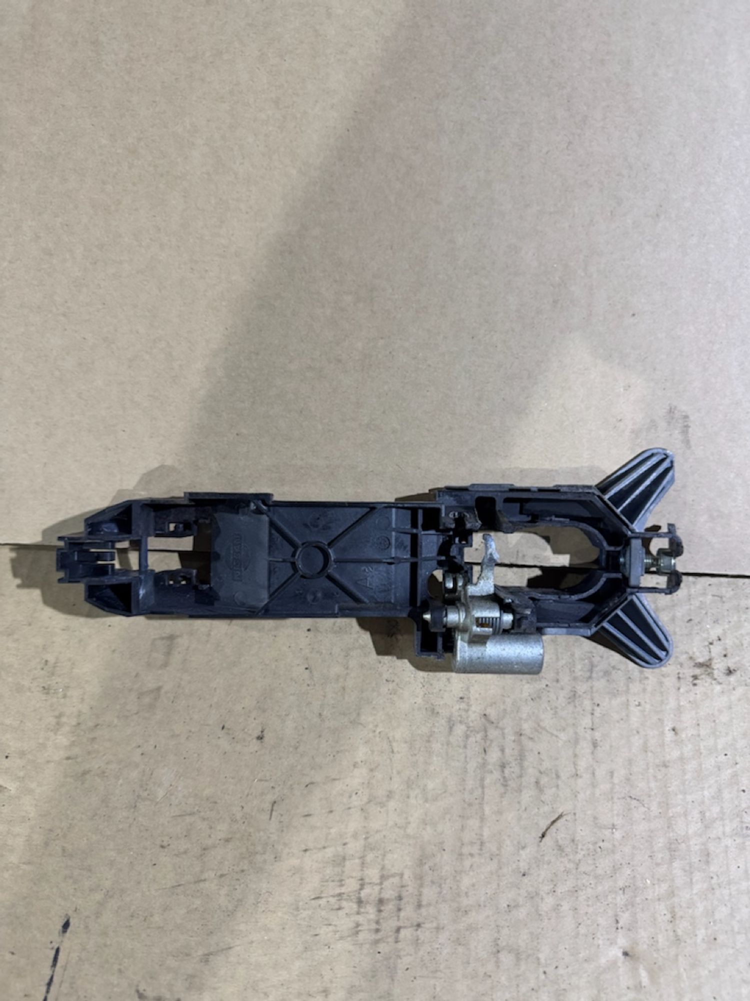 https://ycs.partsauto.market/partsauto-images/thmbs/userImages/a486c87f8955b6e25f9185efee619899/part/508a48e4-df75-49da-90db-ee34d01e89a6_1787512643187.jpg