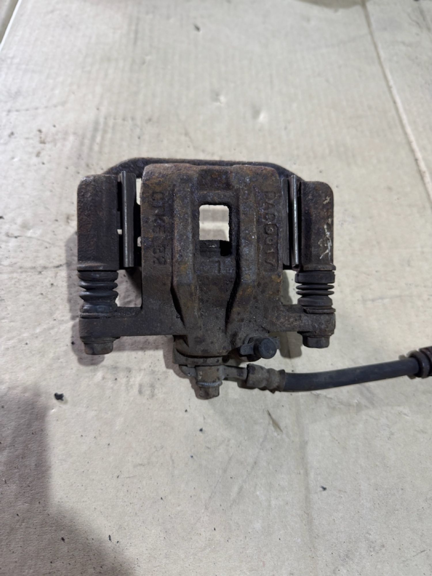 https://ycs.partsauto.market/partsauto-images/thmbs/userImages/a486c87f8955b6e25f9185efee619899/part/5144410e-5108-40e1-af3a-1dfaaf63d93e_1782907123779.jpg