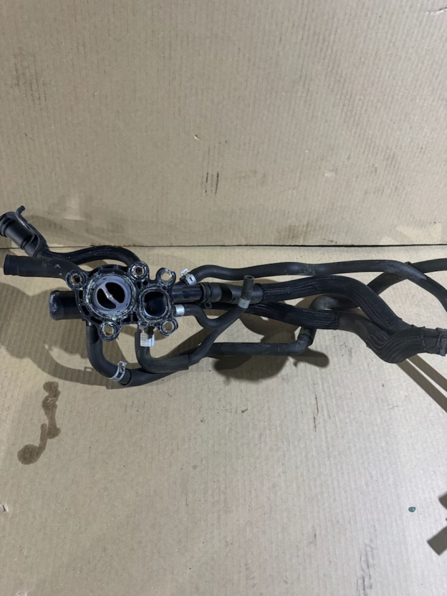 https://ycs.partsauto.market/partsauto-images/thmbs/userImages/a486c87f8955b6e25f9185efee619899/part/51a1dcb9-9442-4907-a108-d2c6dc8b5086_1784622217209.jpg