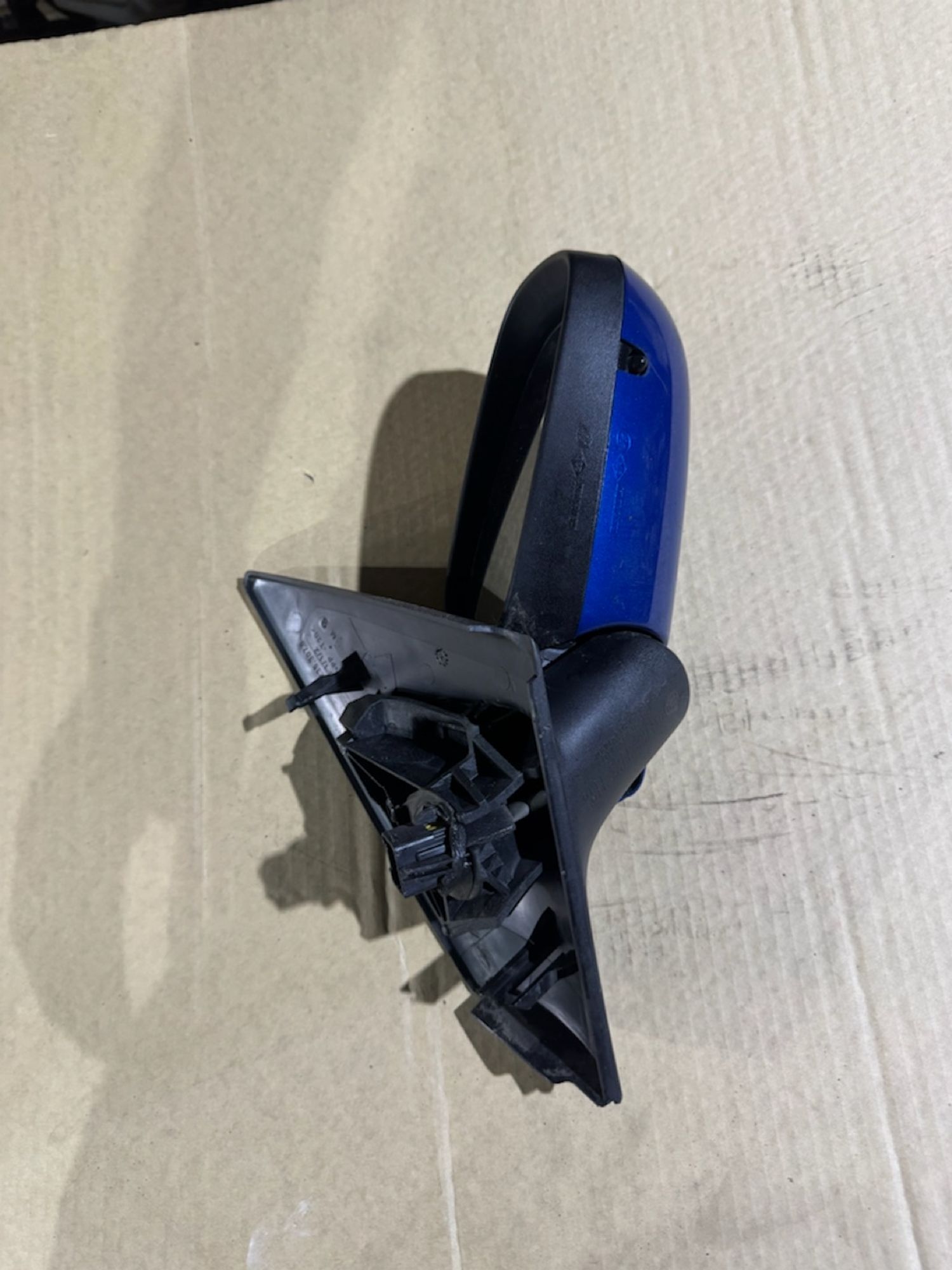https://ycs.partsauto.market/partsauto-images/thmbs/userImages/a486c87f8955b6e25f9185efee619899/part/5271eff0-aacc-43de-b0a6-c48182218fd3_1784056667004.jpg