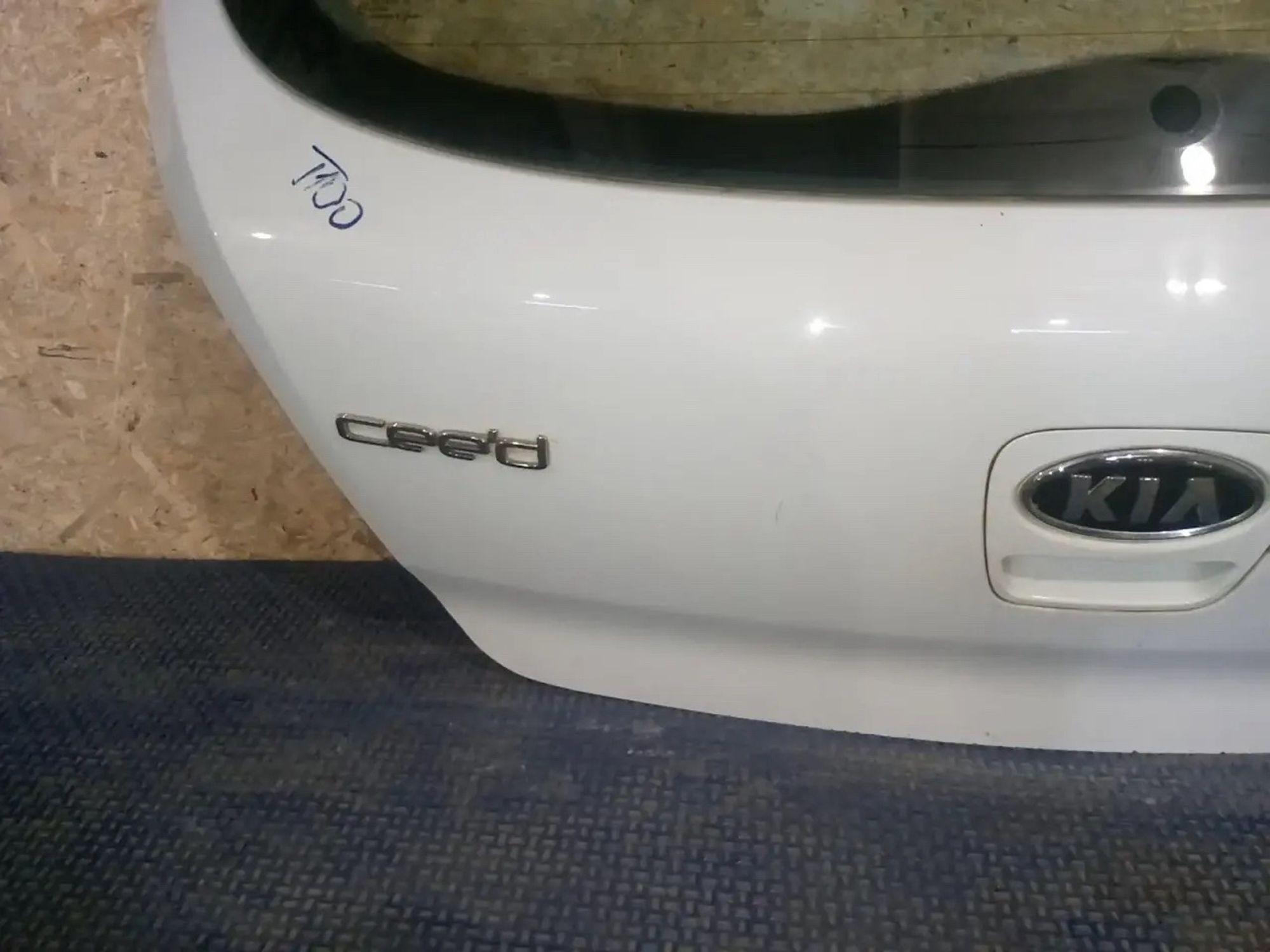 https://ycs.partsauto.market/partsauto-images/thmbs/userImages/a486c87f8955b6e25f9185efee619899/part/52937fa6-64e9-492c-8336-86c3b2179cae_1778190046213.jpg