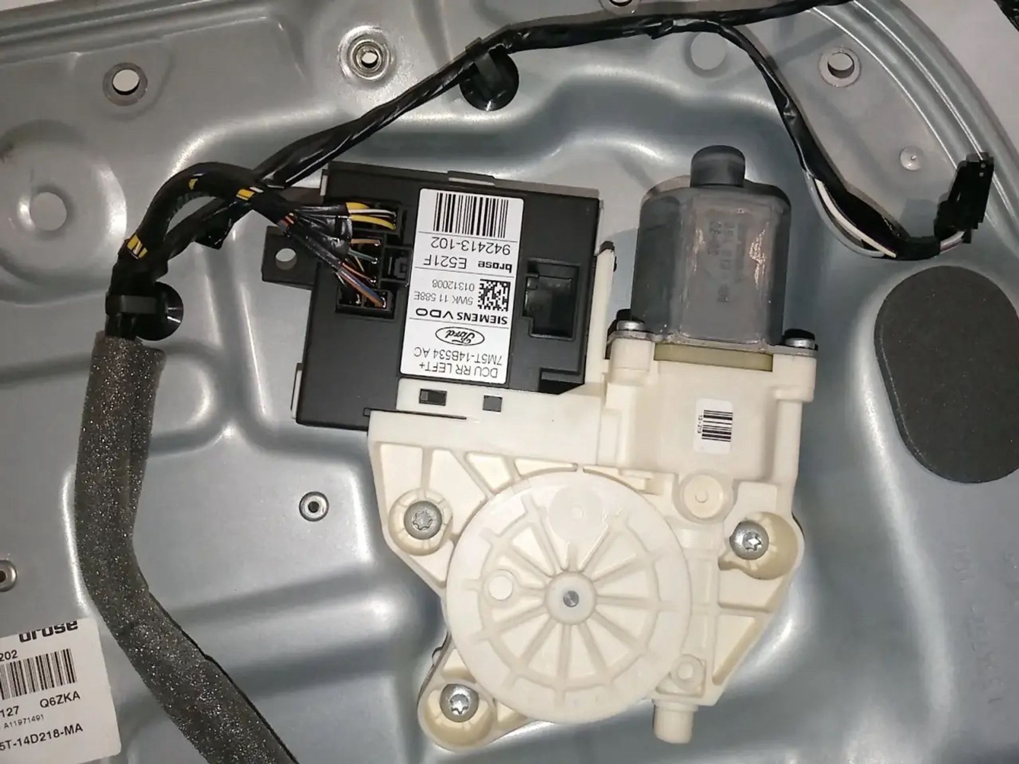 https://ycs.partsauto.market/partsauto-images/thmbs/userImages/a486c87f8955b6e25f9185efee619899/part/536f0dff-f6dd-4348-aa01-4f42500d7fd3_1778653189534.jpg