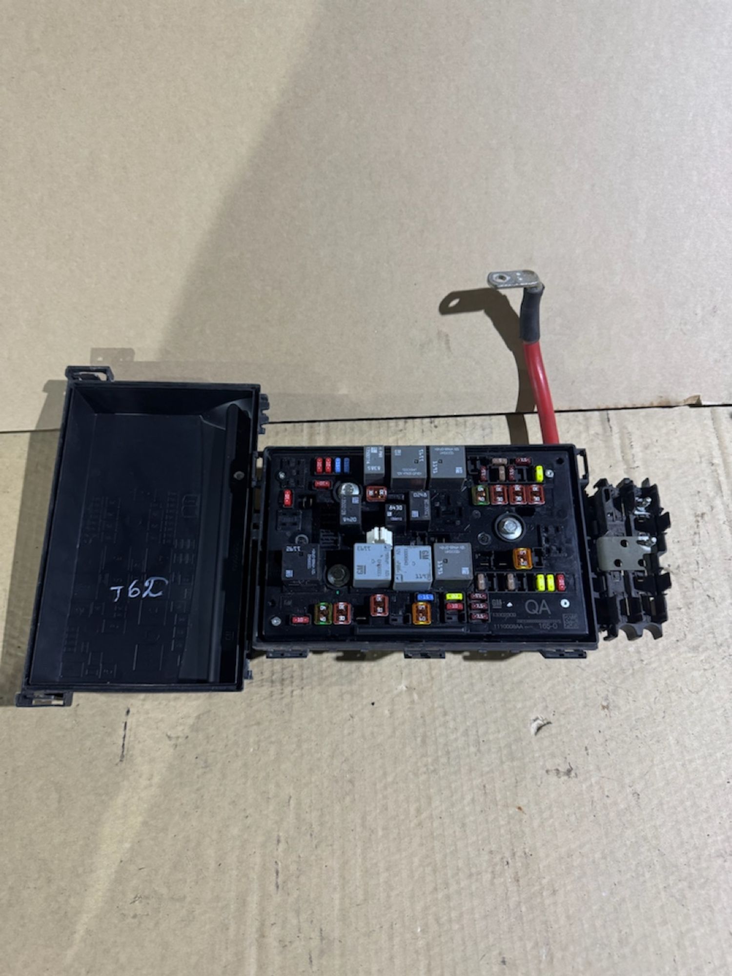 https://ycs.partsauto.market/partsauto-images/thmbs/userImages/a486c87f8955b6e25f9185efee619899/part/5385b401-13ce-4528-8332-16ac6529ed3a_1786914775195.jpg