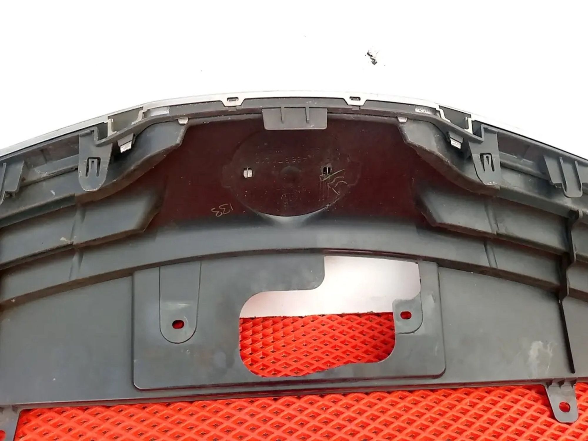 https://ycs.partsauto.market/partsauto-images/thmbs/userImages/a486c87f8955b6e25f9185efee619899/part/53ced170-ba86-439b-b07c-1811e366c82c_1778190122649.jpg