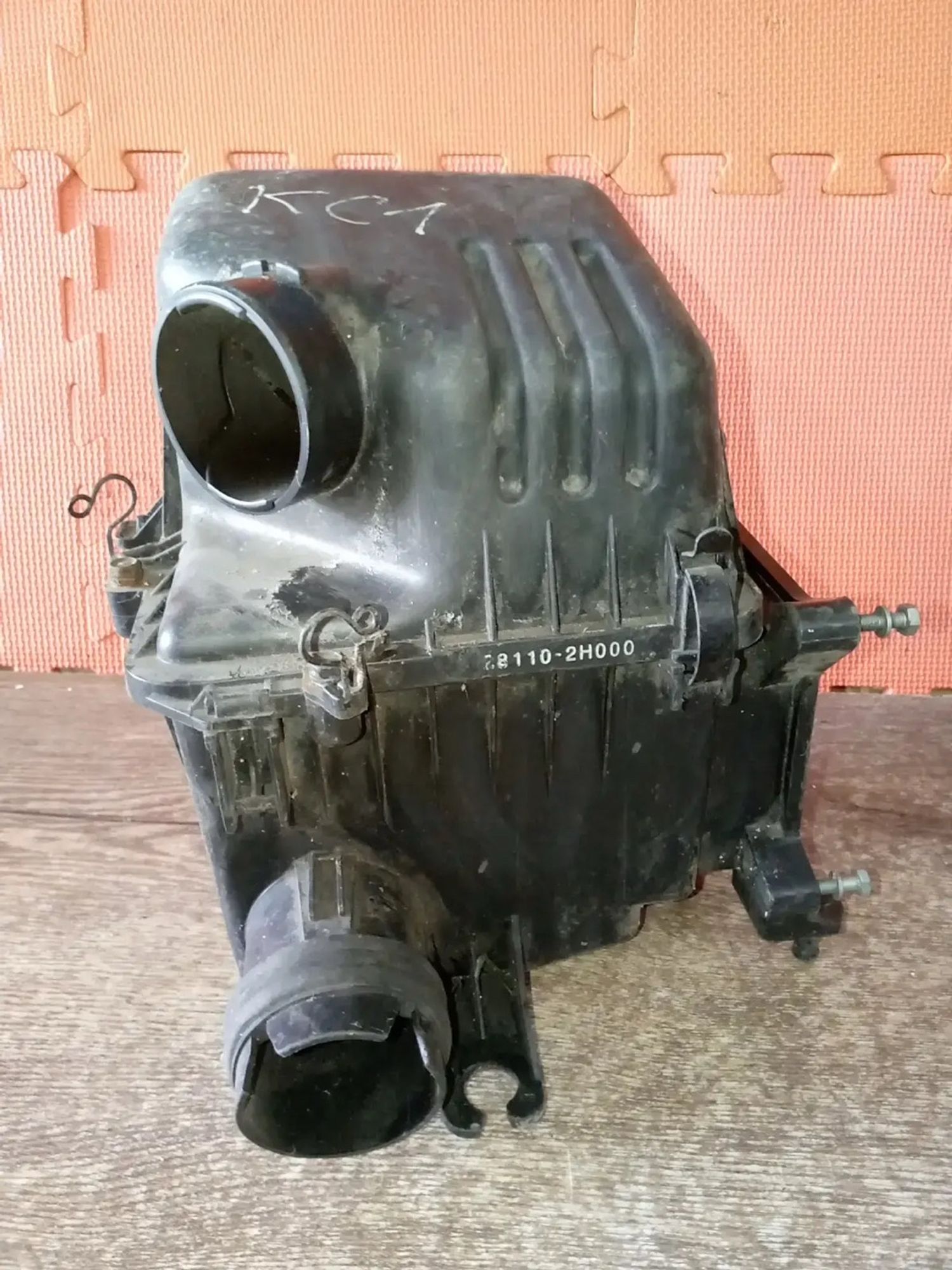https://ycs.partsauto.market/partsauto-images/thmbs/userImages/a486c87f8955b6e25f9185efee619899/part/552b6664-6c87-42ee-b8c4-516f4bfedb05_1786651655663.jpg